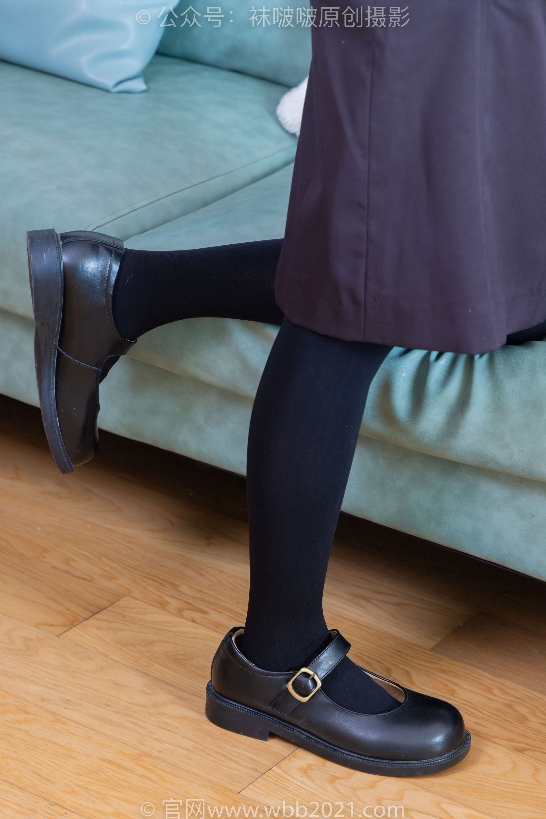 BoBoSocks袜啵啵 No.362 甜甜圈 -两双皮鞋、厚肉丝、厚黑丝、ol制服