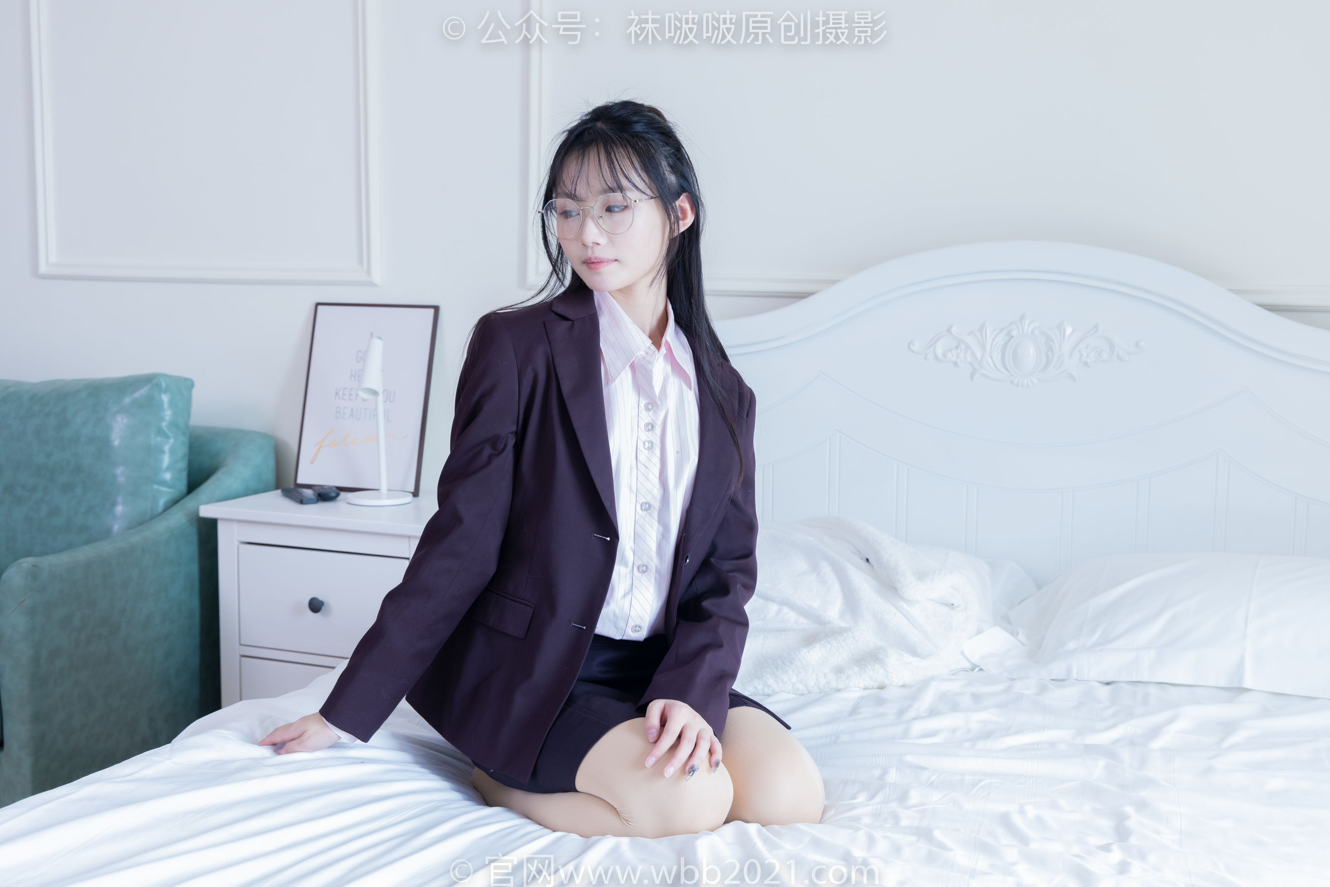BoBoSocks袜啵啵 No.362 甜甜圈 -两双皮鞋、厚肉丝、厚黑丝、ol制服