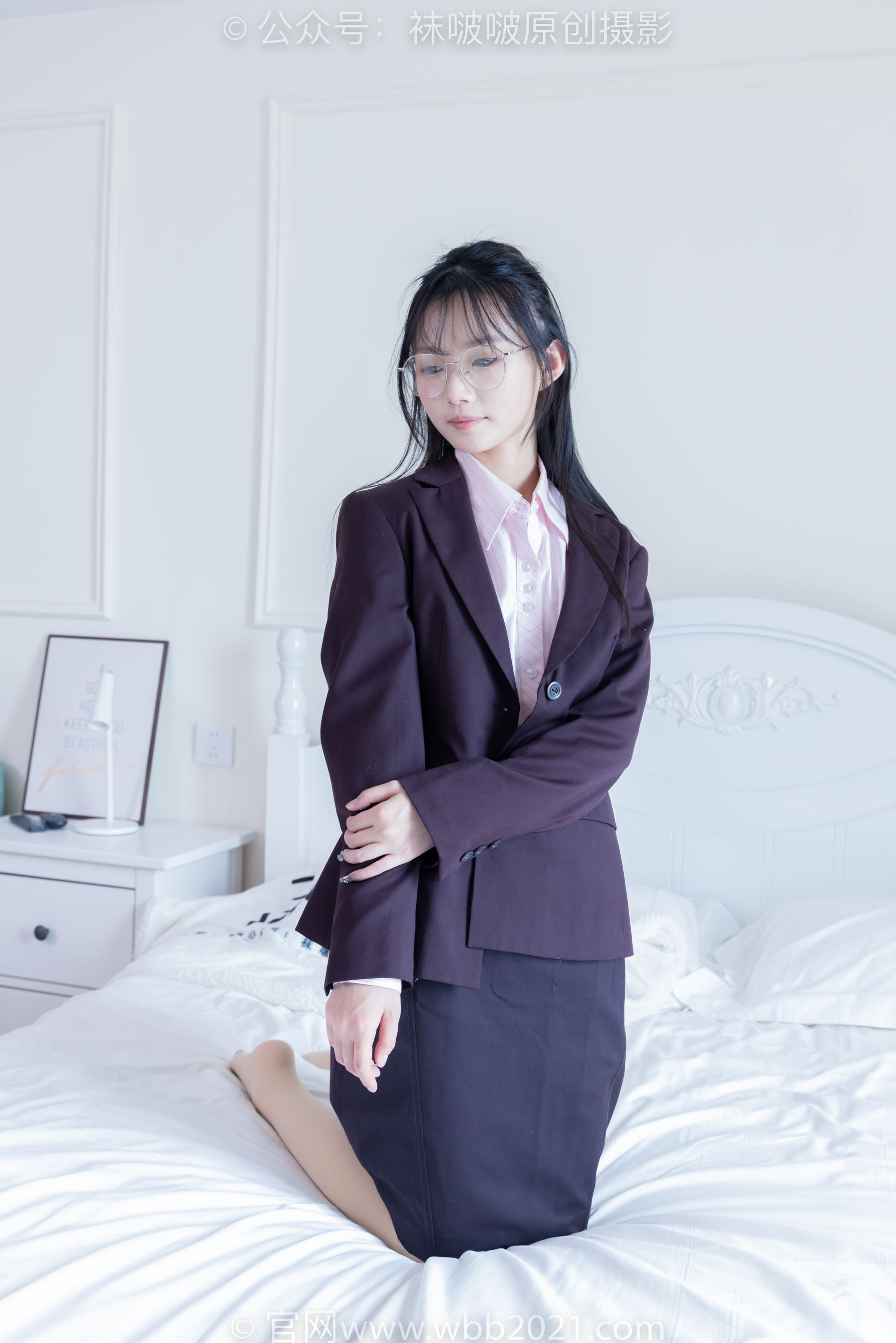 BoBoSocks袜啵啵 No.362 甜甜圈 -两双皮鞋、厚肉丝、厚黑丝、ol制服
