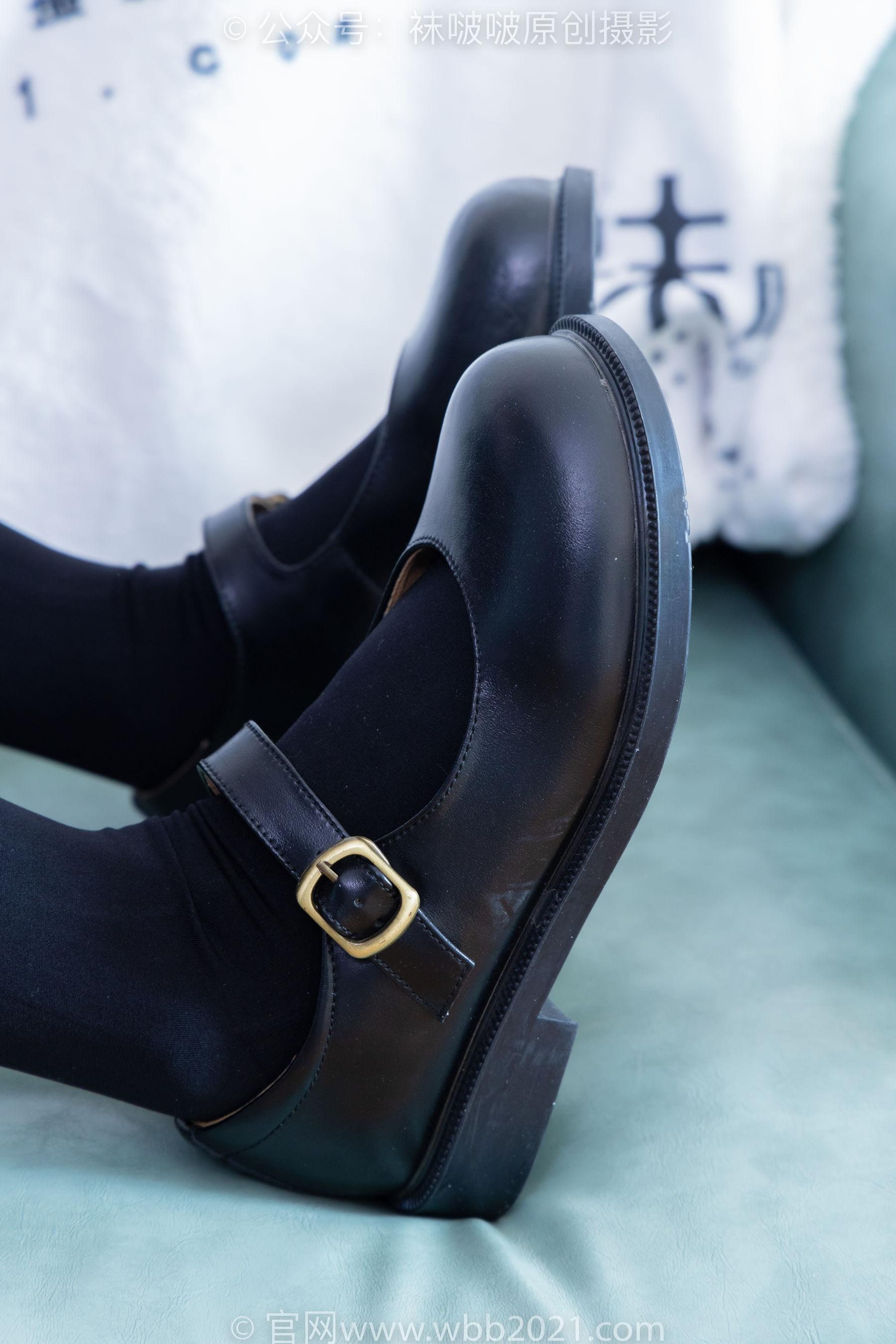 BoBoSocks袜啵啵 No.362 甜甜圈 -两双皮鞋、厚肉丝、厚黑丝、ol制服