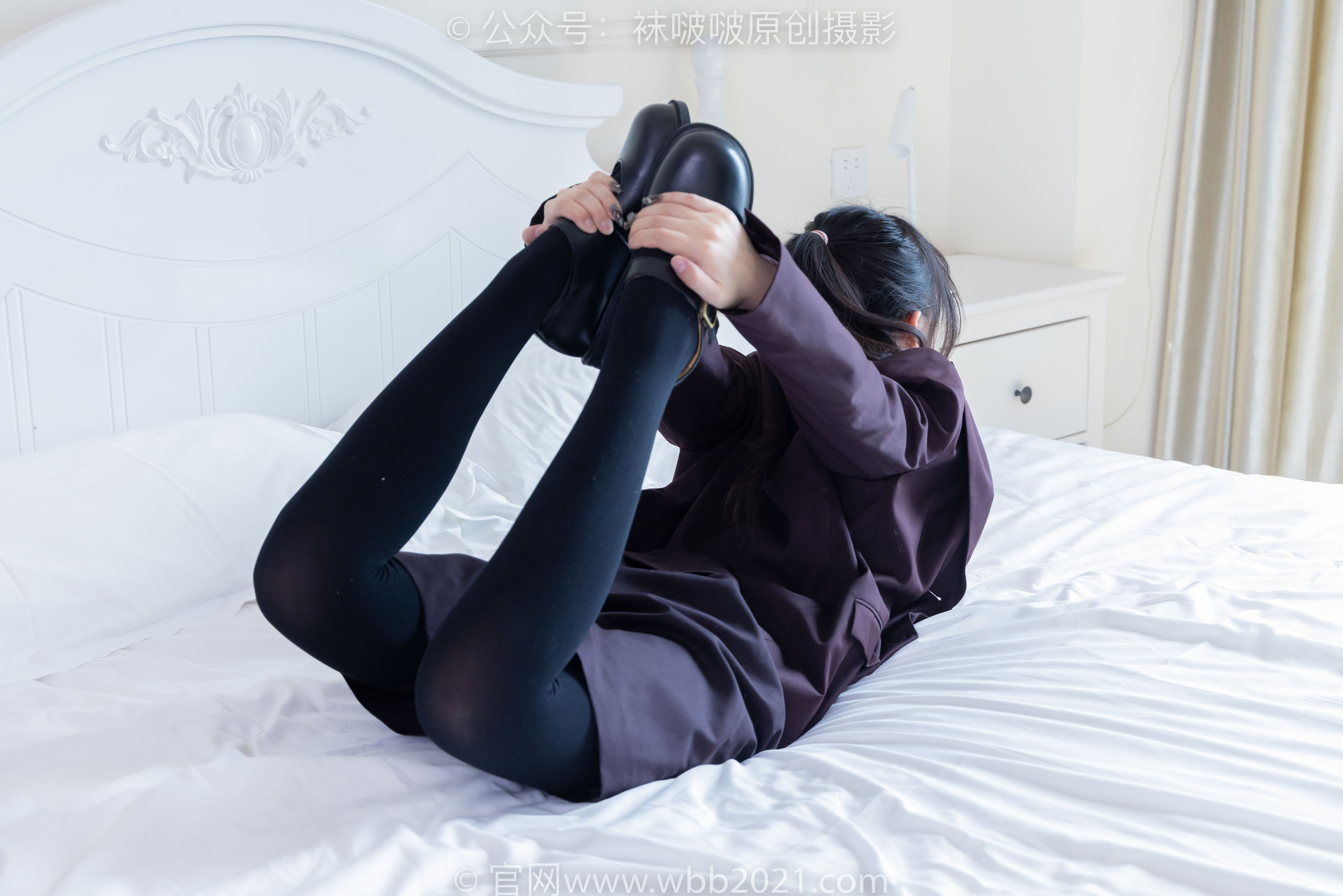 BoBoSocks袜啵啵 No.362 甜甜圈 -两双皮鞋、厚肉丝、厚黑丝、ol制服