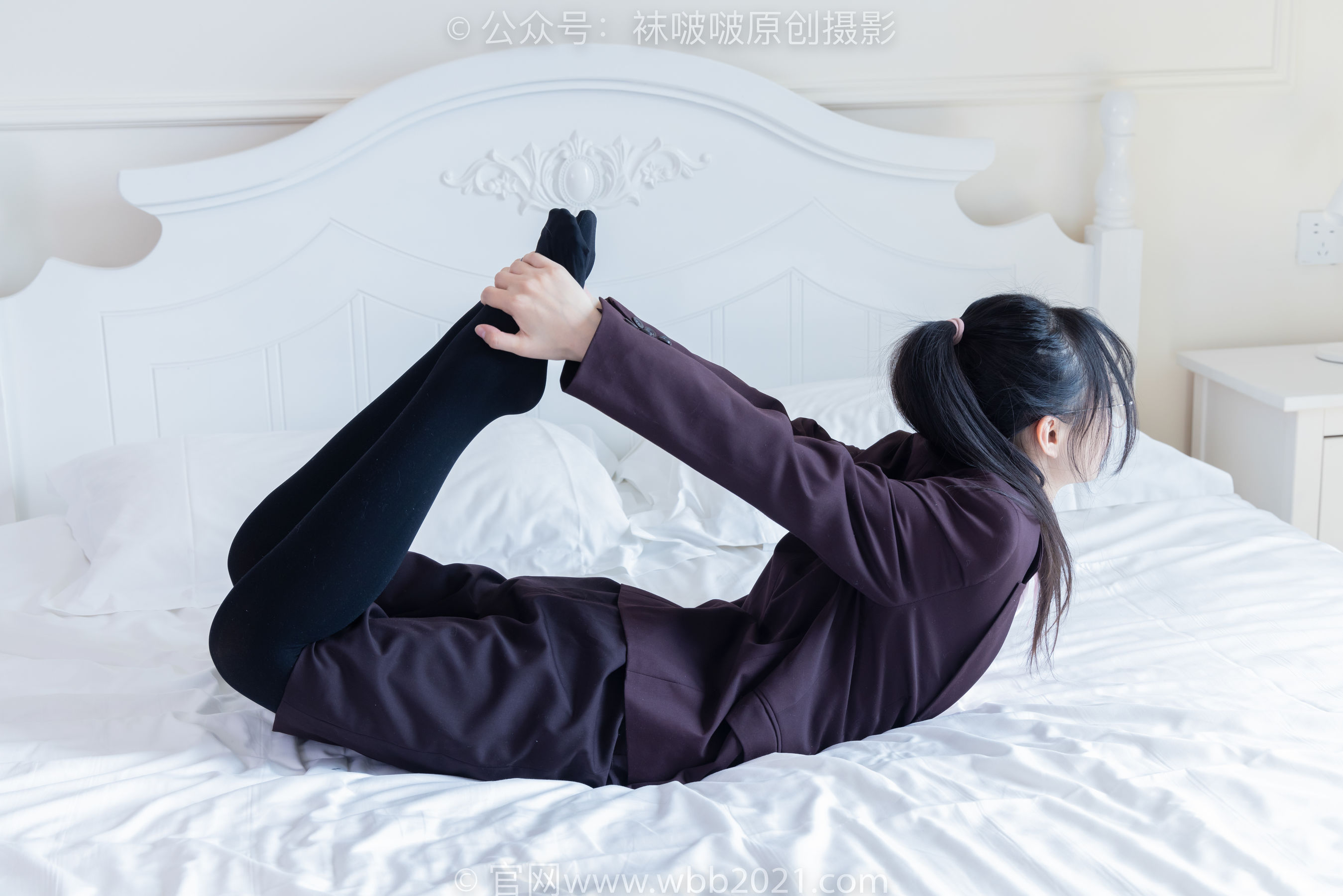 BoBoSocks袜啵啵 No.362 甜甜圈 -两双皮鞋、厚肉丝、厚黑丝、ol制服