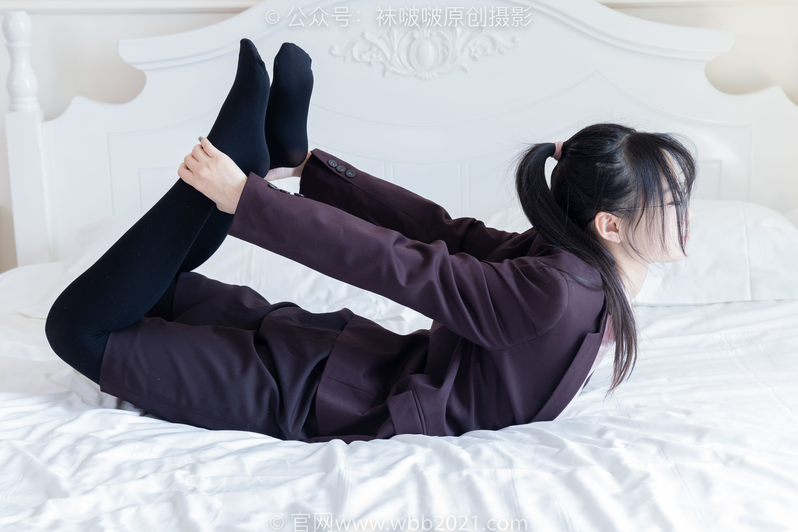 BoBoSocks袜啵啵 No.362 甜甜圈 -两双皮鞋、厚肉丝、厚黑丝、ol制服