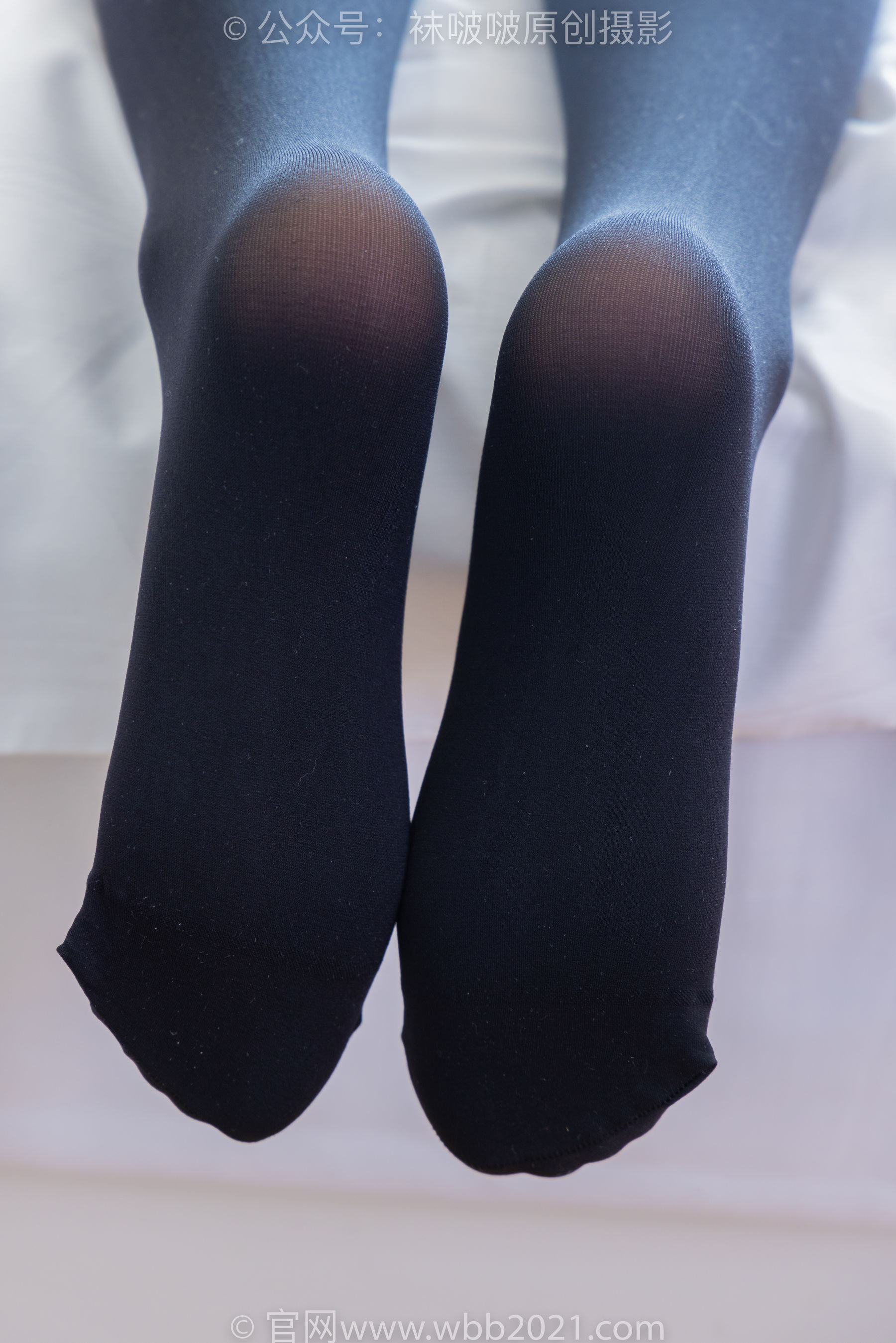 BoBoSocks袜啵啵 No.362 甜甜圈 -两双皮鞋、厚肉丝、厚黑丝、ol制服