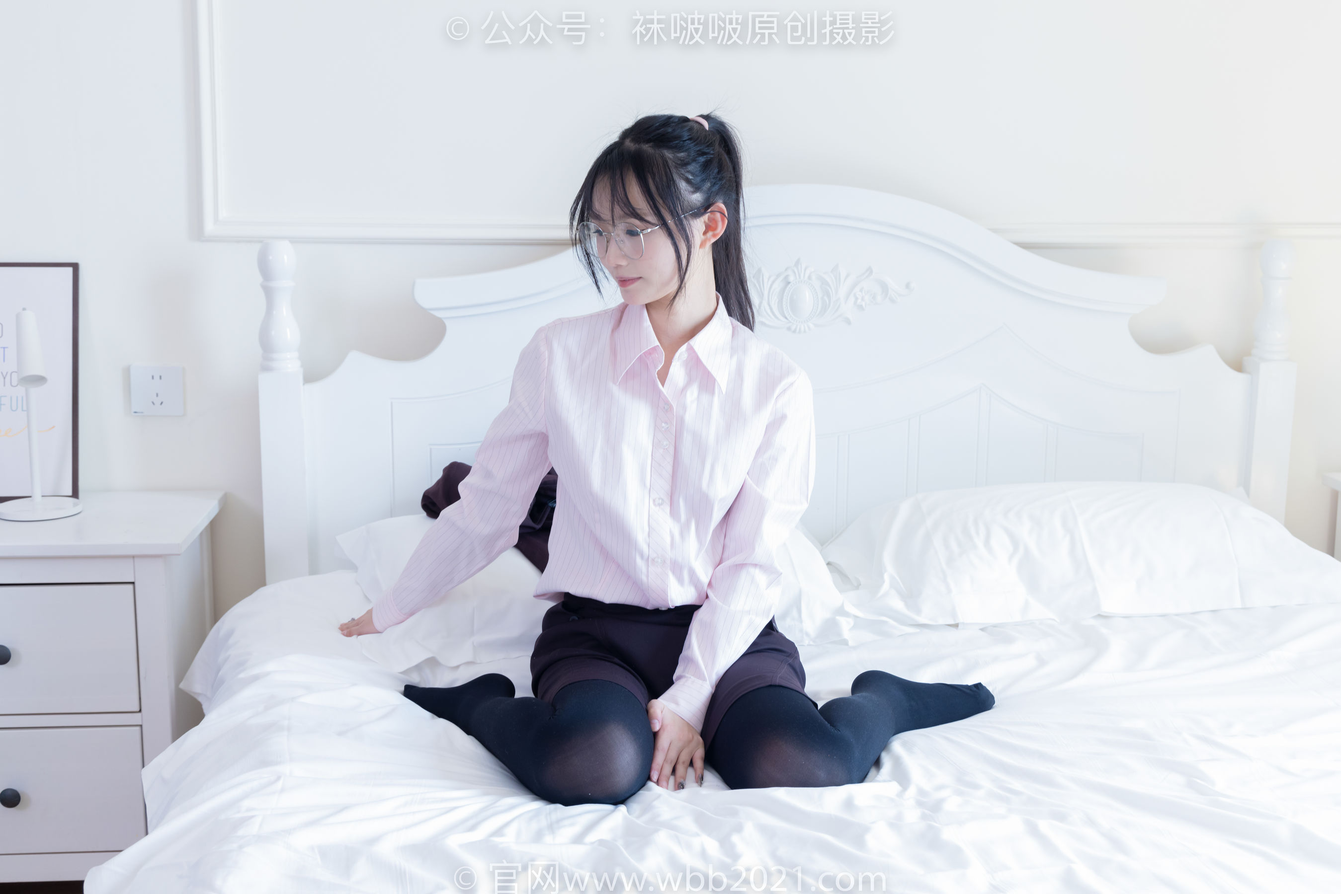 BoBoSocks袜啵啵 No.362 甜甜圈 -两双皮鞋、厚肉丝、厚黑丝、ol制服