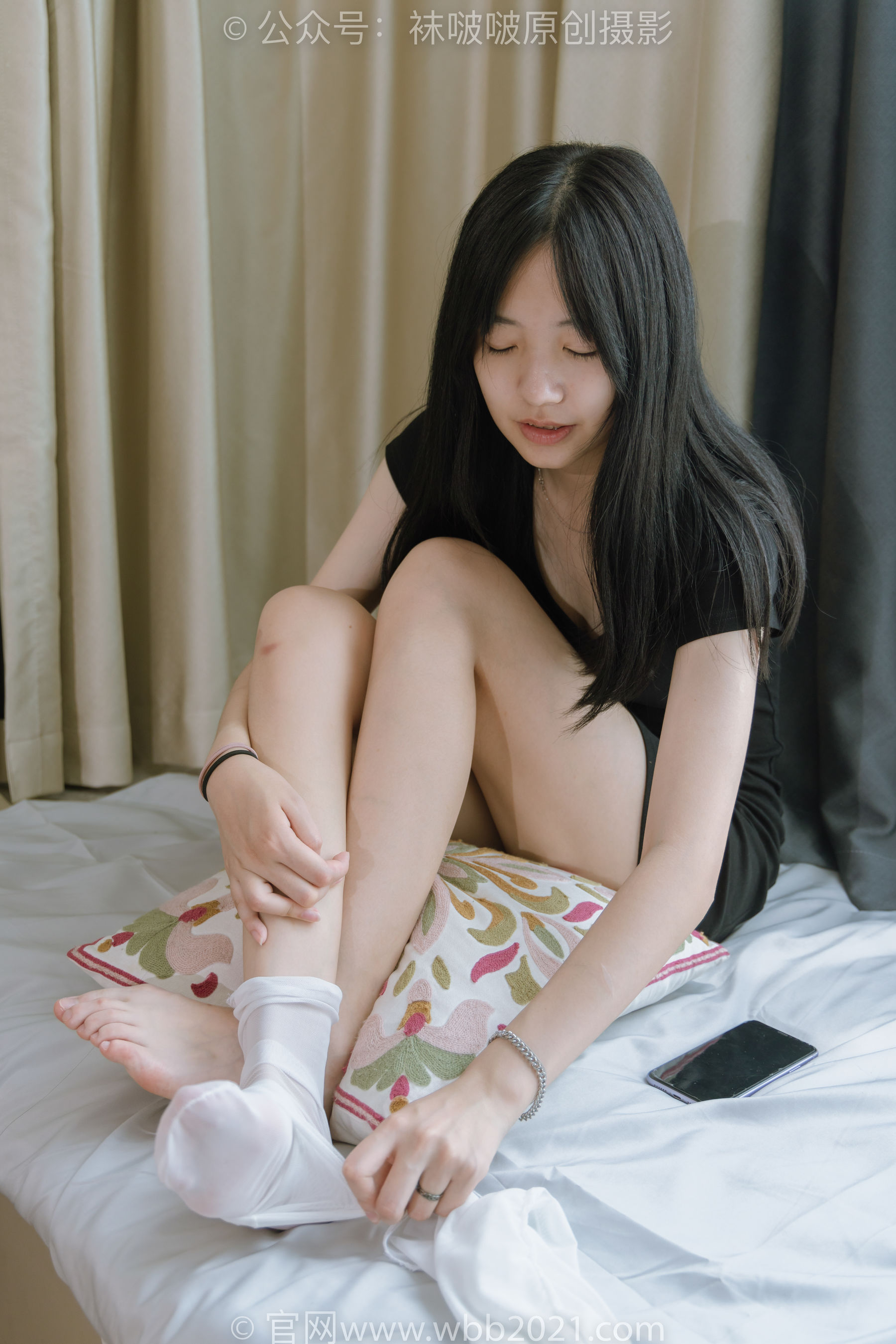 BoBoSocks袜啵啵 No.363 小甜豆 -两双平底鞋、黑色船袜、裸足