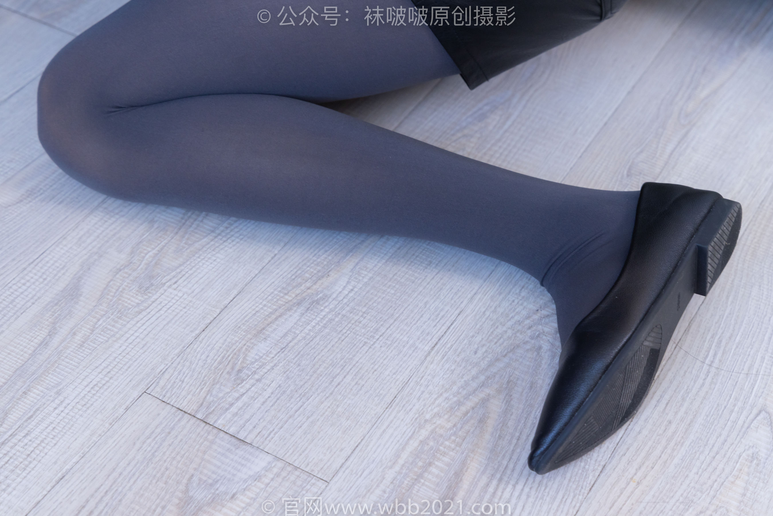 BoBoSocks袜啵啵 No.365 芝士 -短靴、平底鞋、厚黑丝、厚灰丝