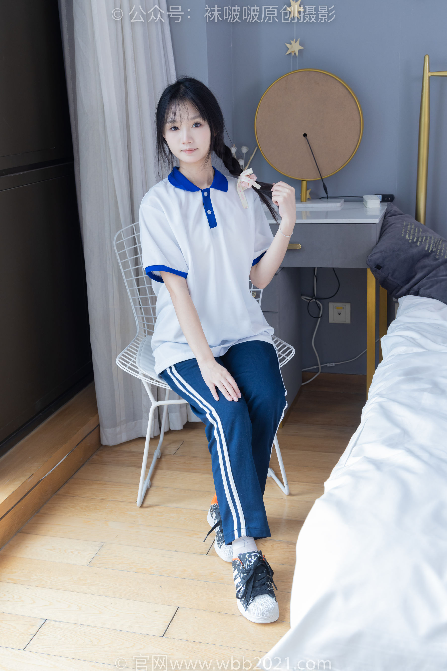 BoBoSocks袜啵啵 No.366 甜甜圈 -三双板鞋、白棉袜、短白丝