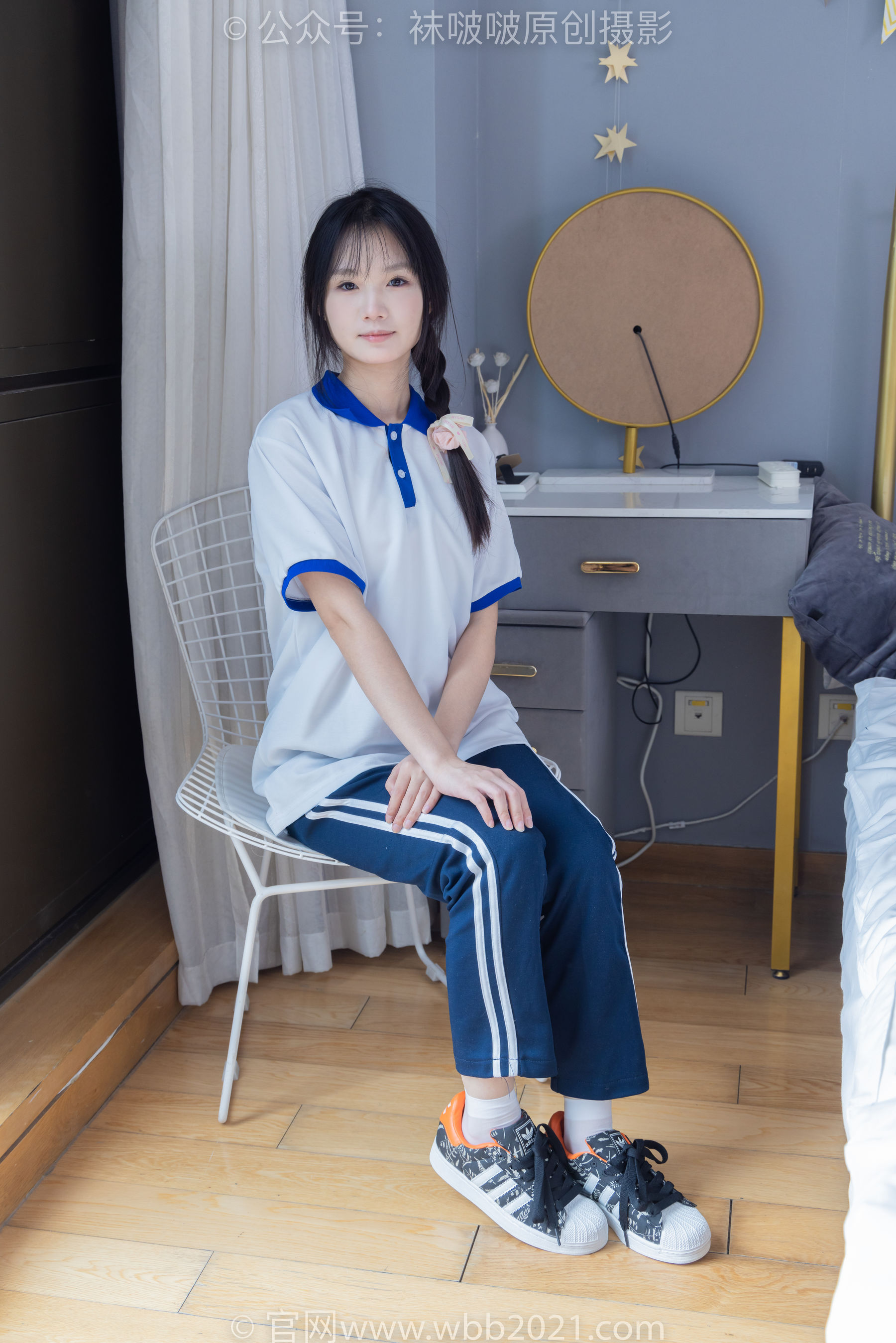 BoBoSocks袜啵啵 No.366 甜甜圈 -三双板鞋、白棉袜、短白丝