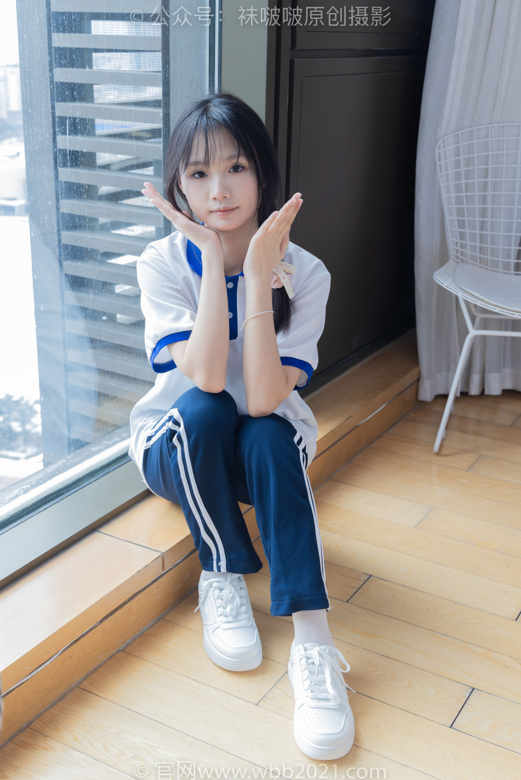 BoBoSocks袜啵啵 No.366 甜甜圈 -三双板鞋、白棉袜、短白丝