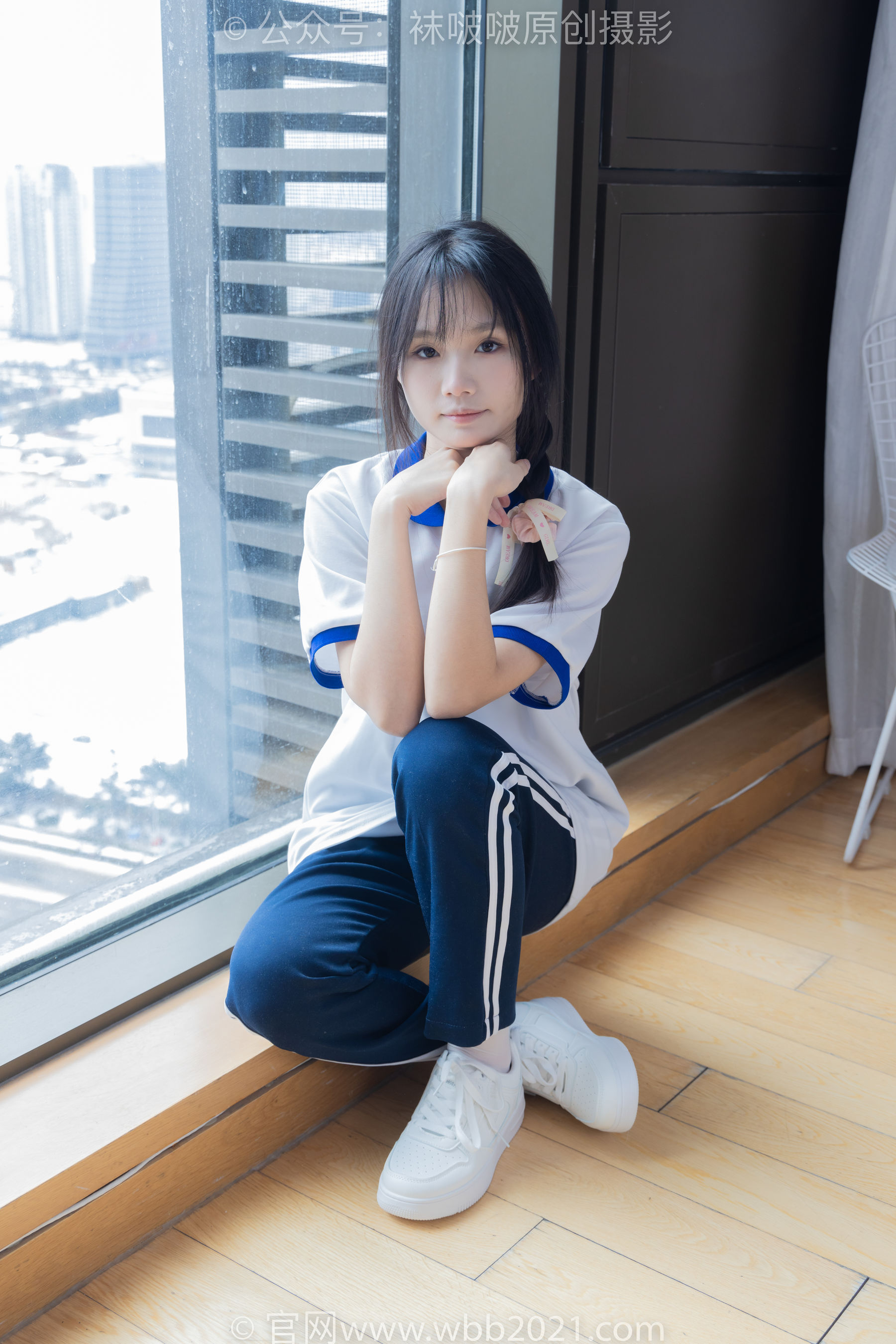 BoBoSocks袜啵啵 No.366 甜甜圈 -三双板鞋、白棉袜、短白丝