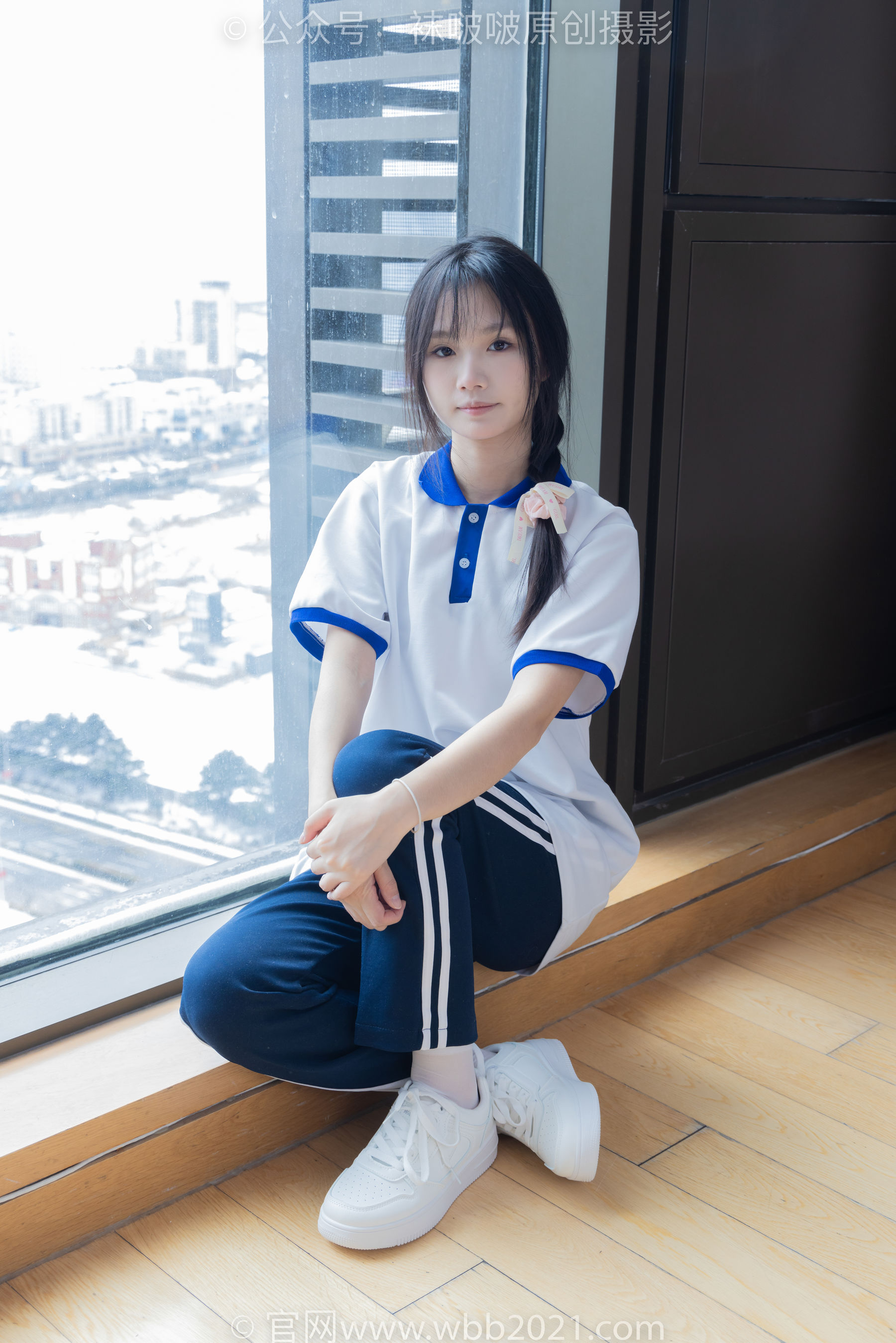 BoBoSocks袜啵啵 No.366 甜甜圈 -三双板鞋、白棉袜、短白丝