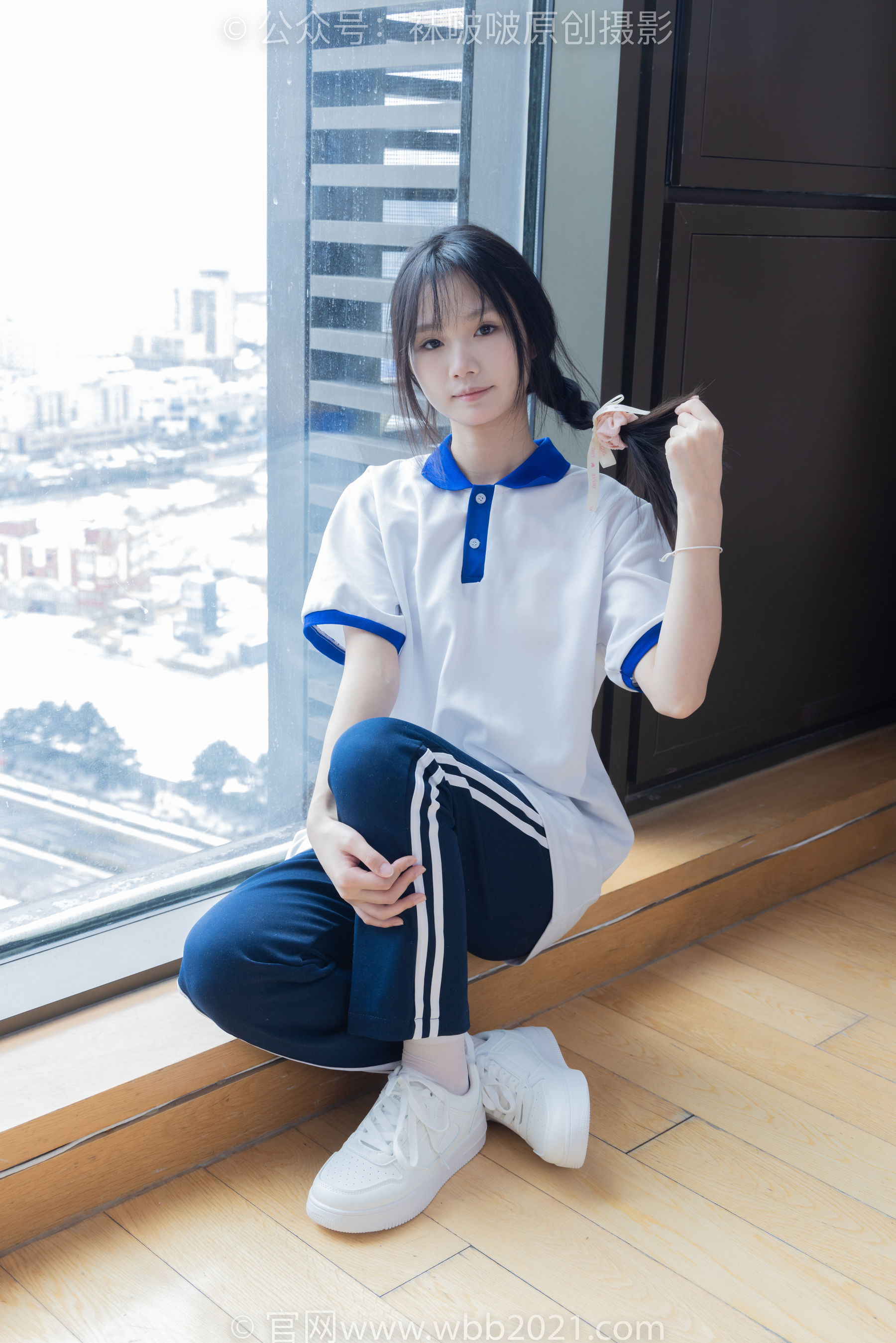 BoBoSocks袜啵啵 No.366 甜甜圈 -三双板鞋、白棉袜、短白丝