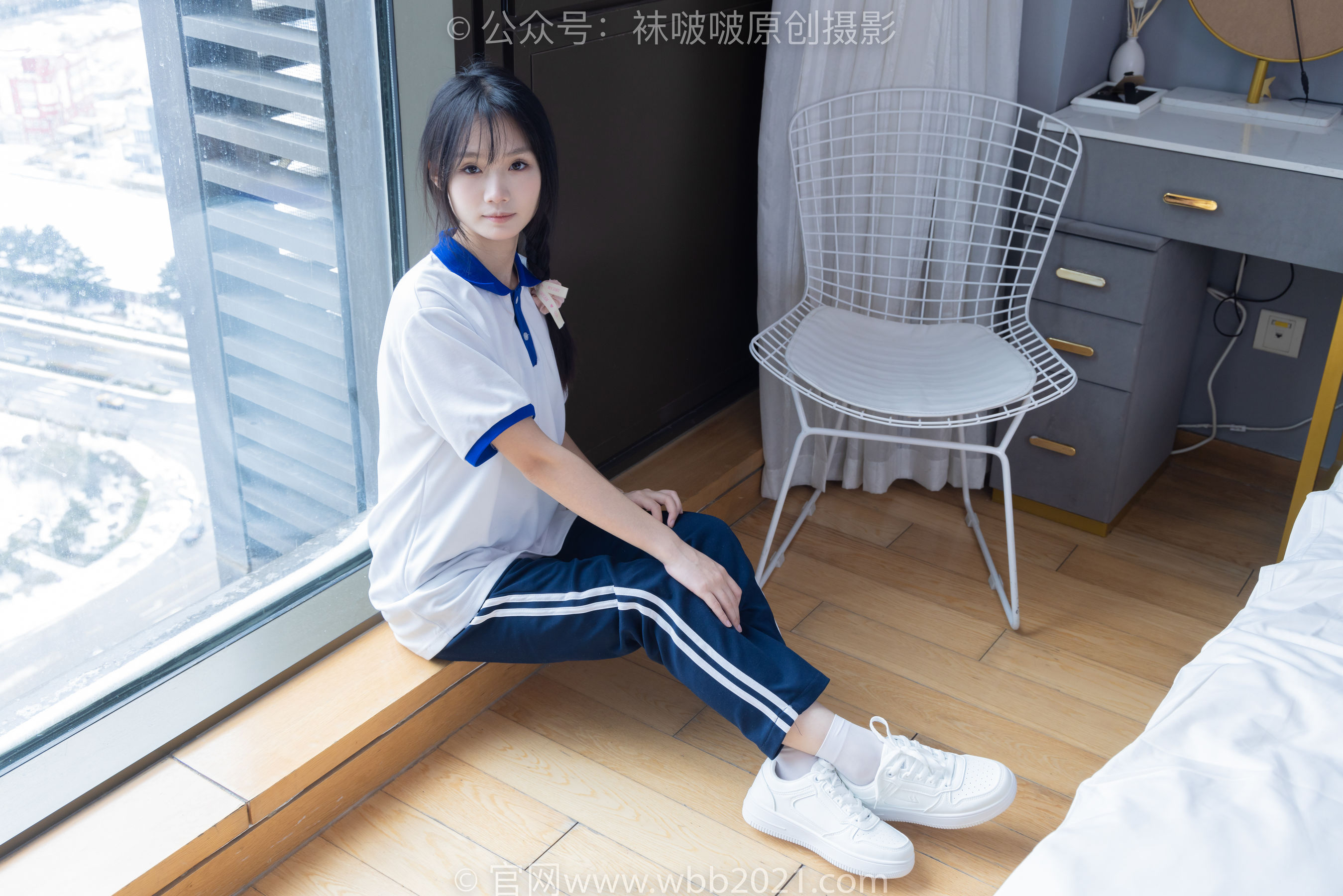 BoBoSocks袜啵啵 No.366 甜甜圈 -三双板鞋、白棉袜、短白丝