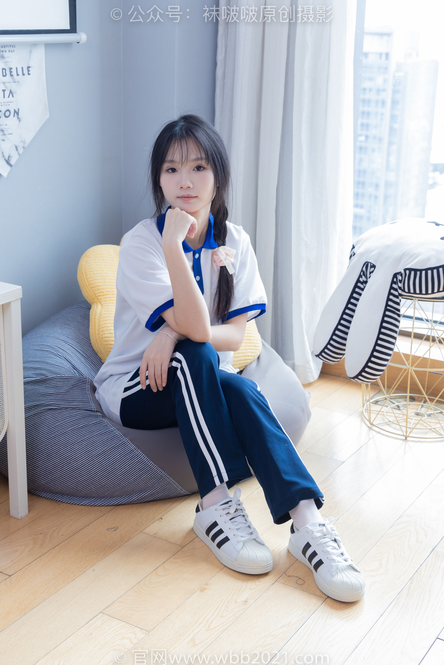BoBoSocks袜啵啵 No.366 甜甜圈 -三双板鞋、白棉袜、短白丝
