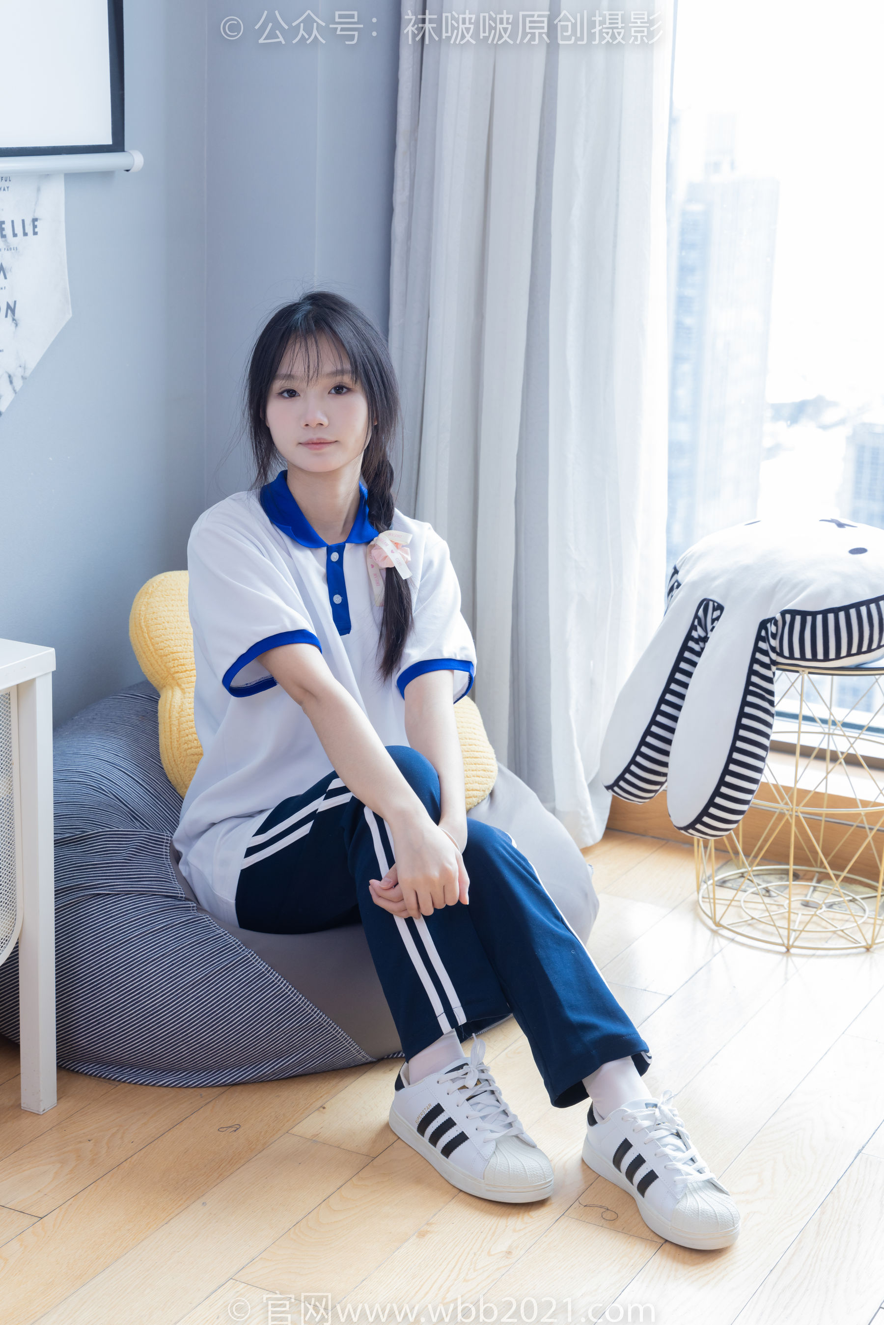 BoBoSocks袜啵啵 No.366 甜甜圈 -三双板鞋、白棉袜、短白丝
