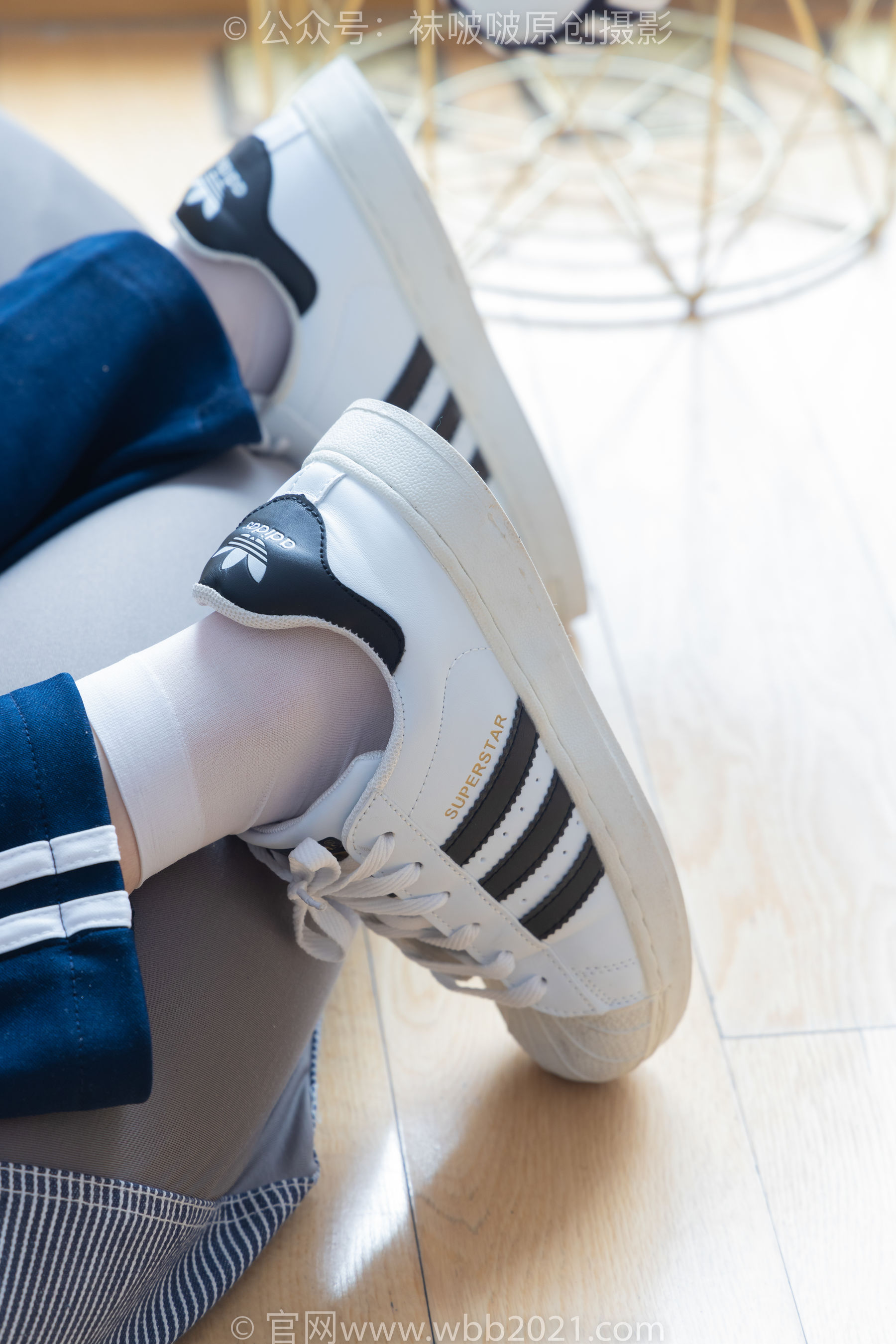 BoBoSocks袜啵啵 No.366 甜甜圈 -三双板鞋、白棉袜、短白丝