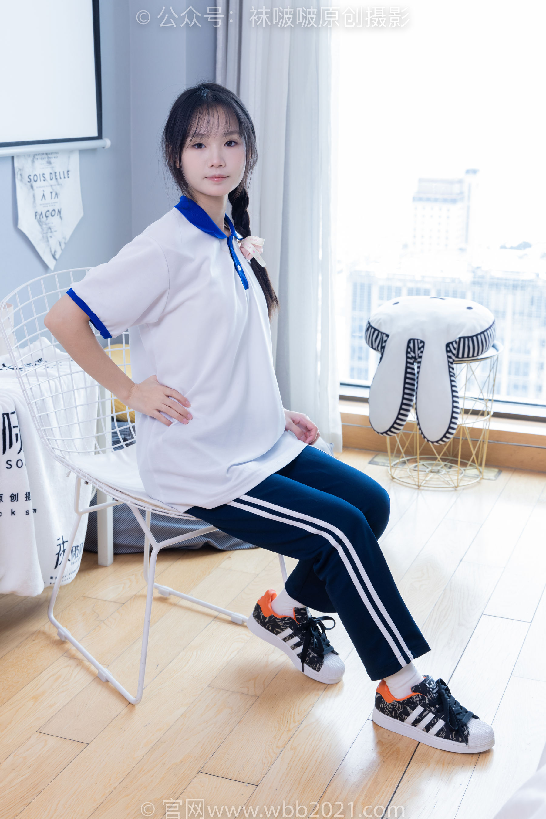 BoBoSocks袜啵啵 No.366 甜甜圈 -三双板鞋、白棉袜、短白丝