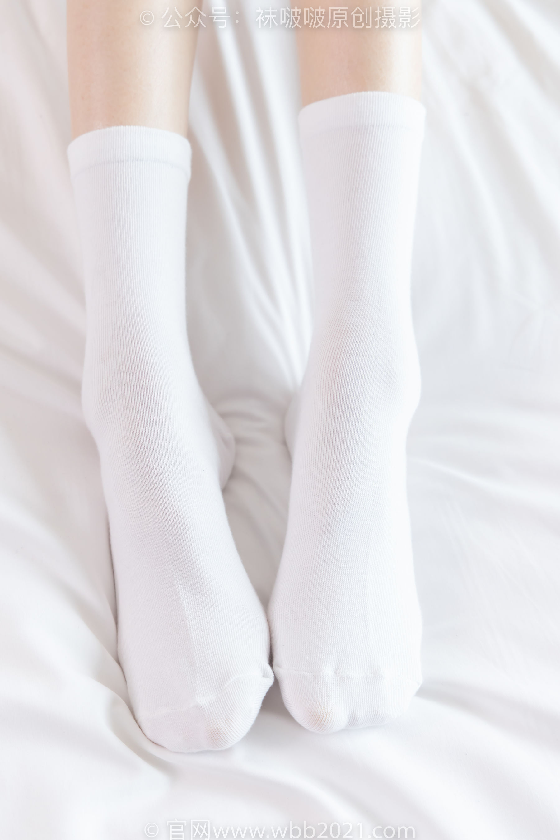 BoBoSocks袜啵啵 No.370 稚予 -板鞋、白棉袜、灰色棉船袜