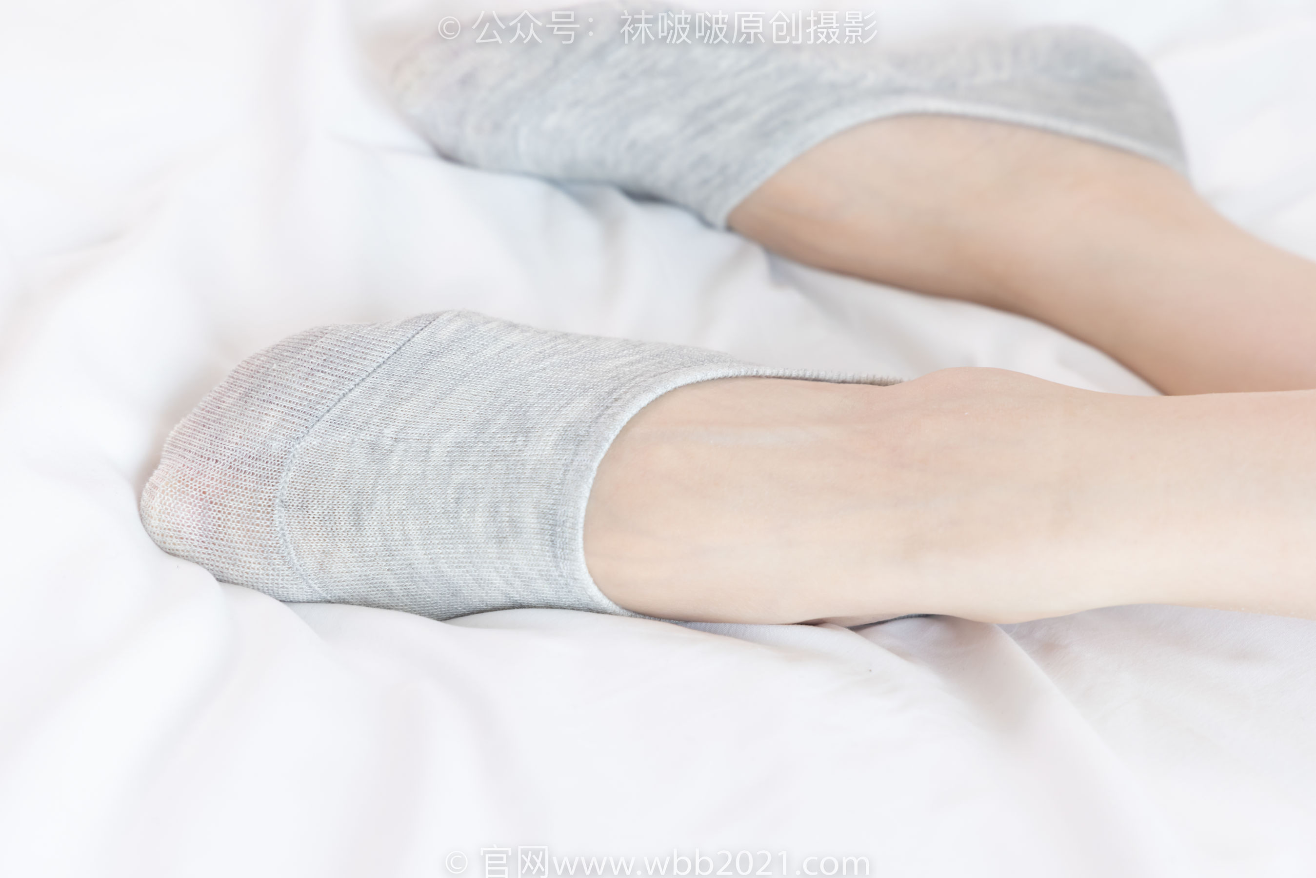 BoBoSocks袜啵啵 No.370 稚予 -板鞋、白棉袜、灰色棉船袜