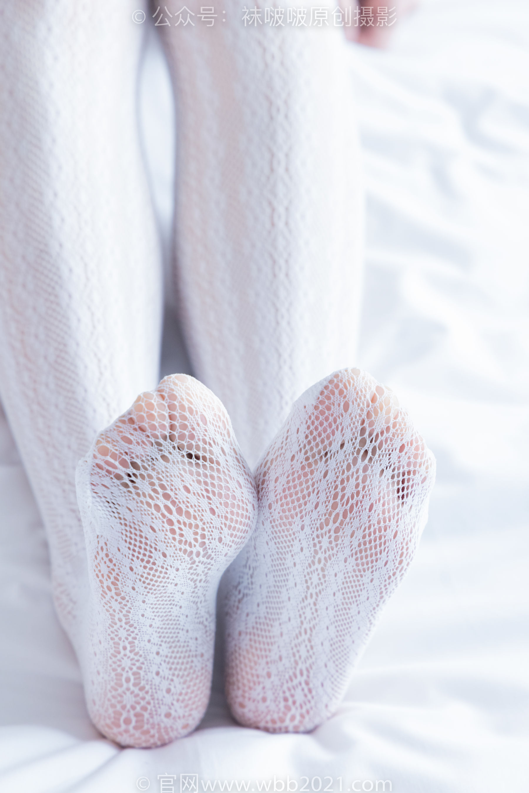 BoBoSocks袜啵啵 No.372 甜甜圈 -板鞋、白色蕾丝袜、可拆卸牛仔裤、裤里丝