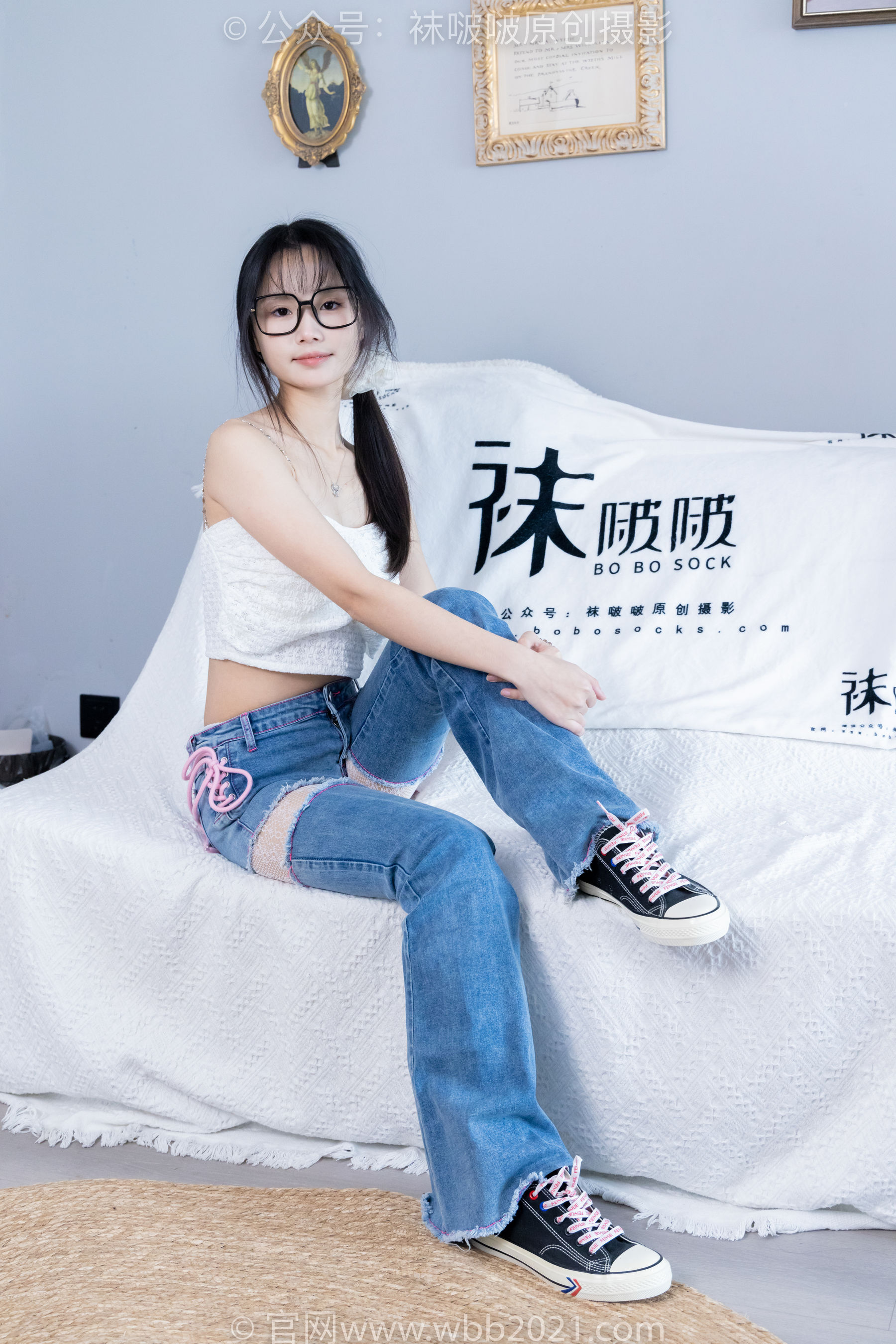 BoBoSocks袜啵啵 No.372 甜甜圈 -板鞋、白色蕾丝袜、可拆卸牛仔裤、裤里丝