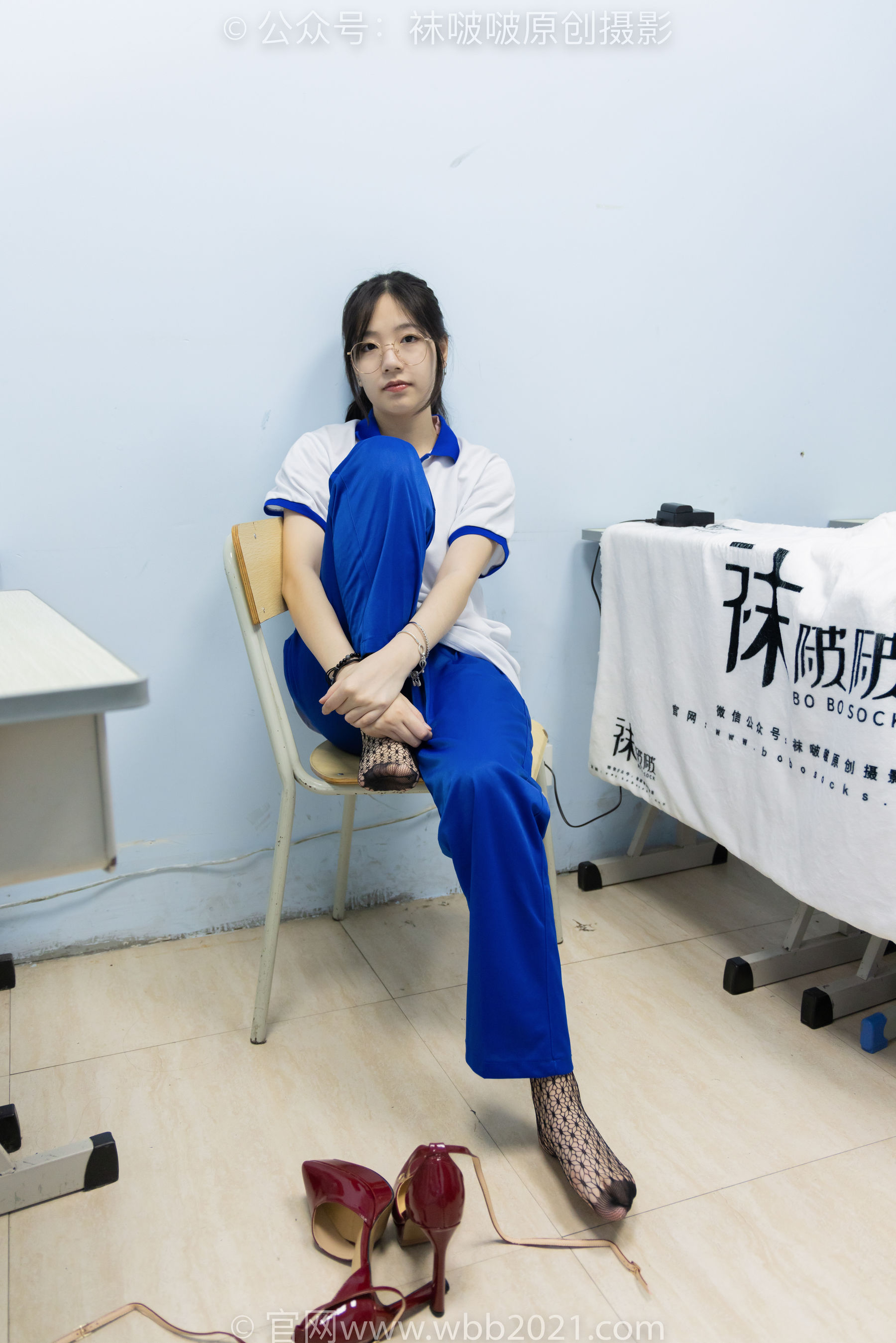 BoBoSocks袜啵啵 No.375 小甜豆 -高跟鞋、黑色蕾丝网袜、校服裤里丝