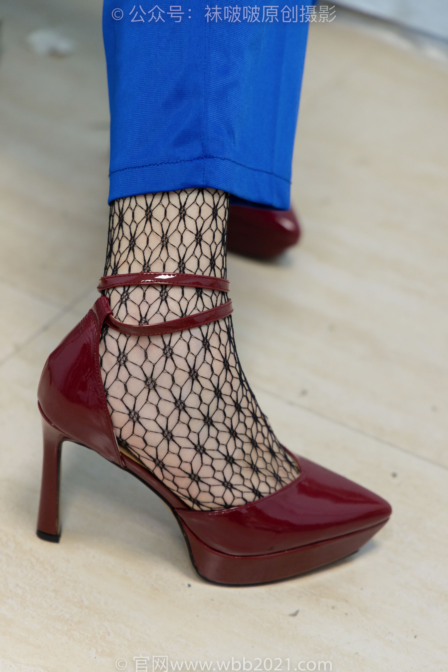 BoBoSocks袜啵啵 No.375 小甜豆 -高跟鞋、黑色蕾丝网袜、校服裤里丝