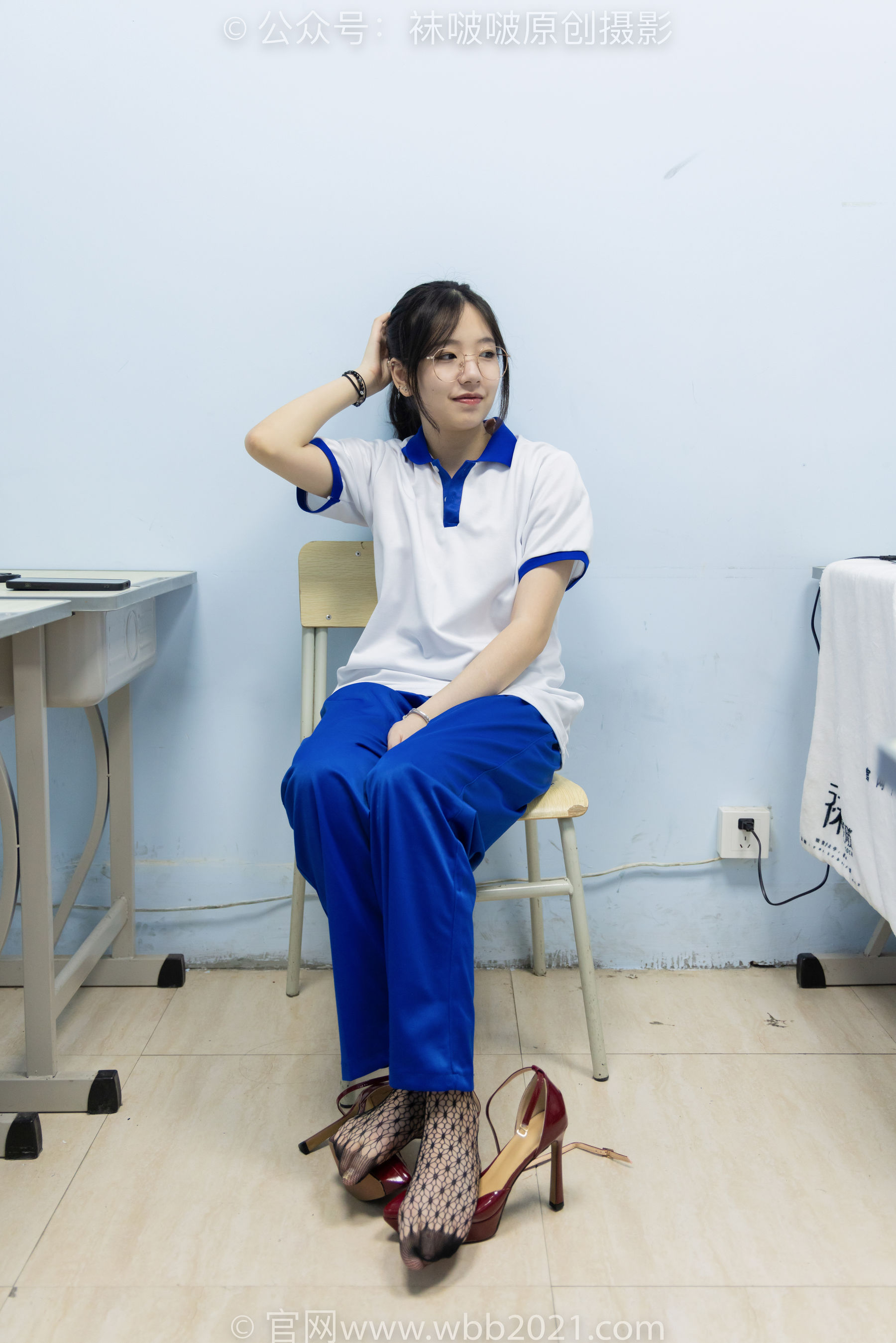 BoBoSocks袜啵啵 No.375 小甜豆 -高跟鞋、黑色蕾丝网袜、校服裤里丝