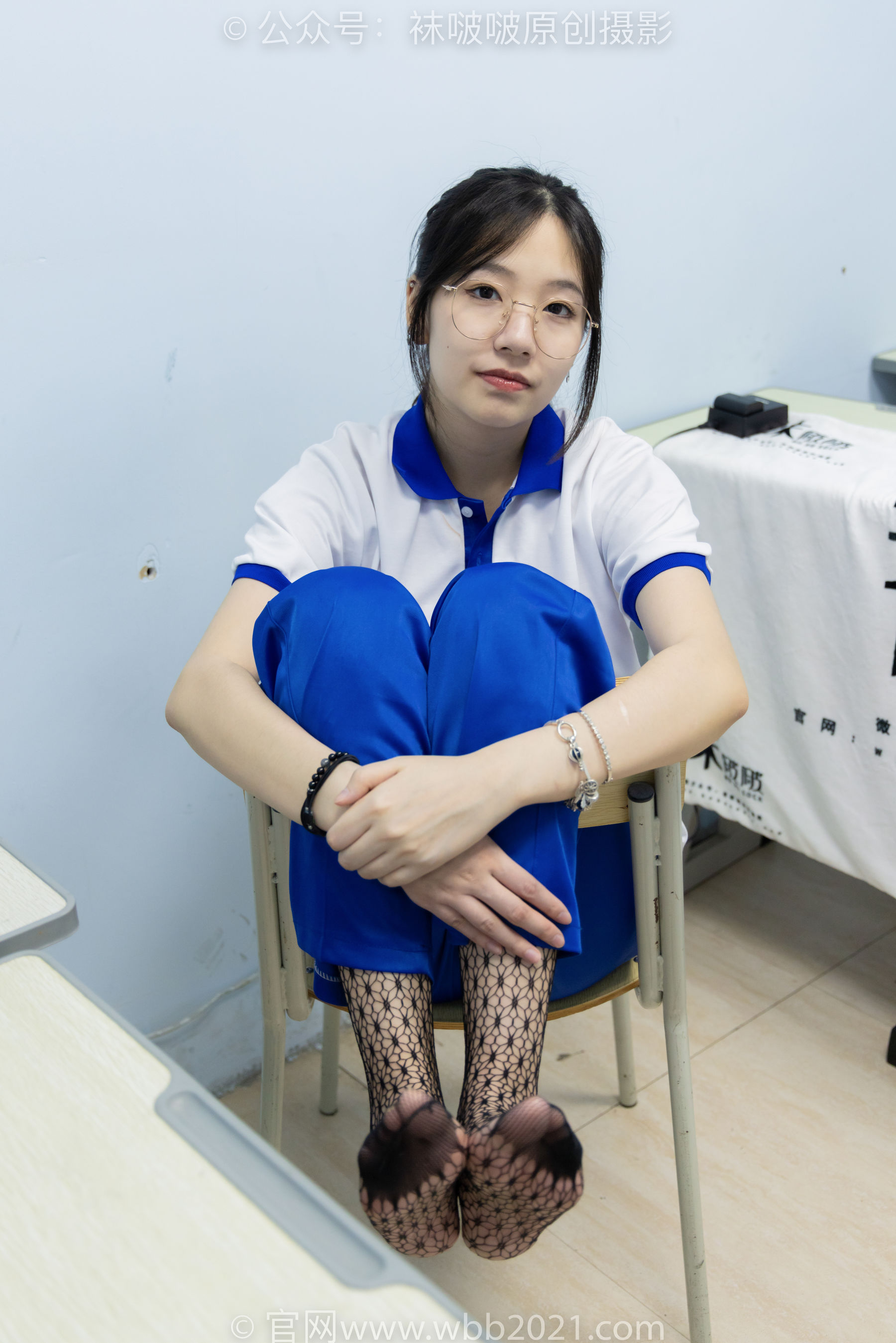 BoBoSocks袜啵啵 No.375 小甜豆 -高跟鞋、黑色蕾丝网袜、校服裤里丝