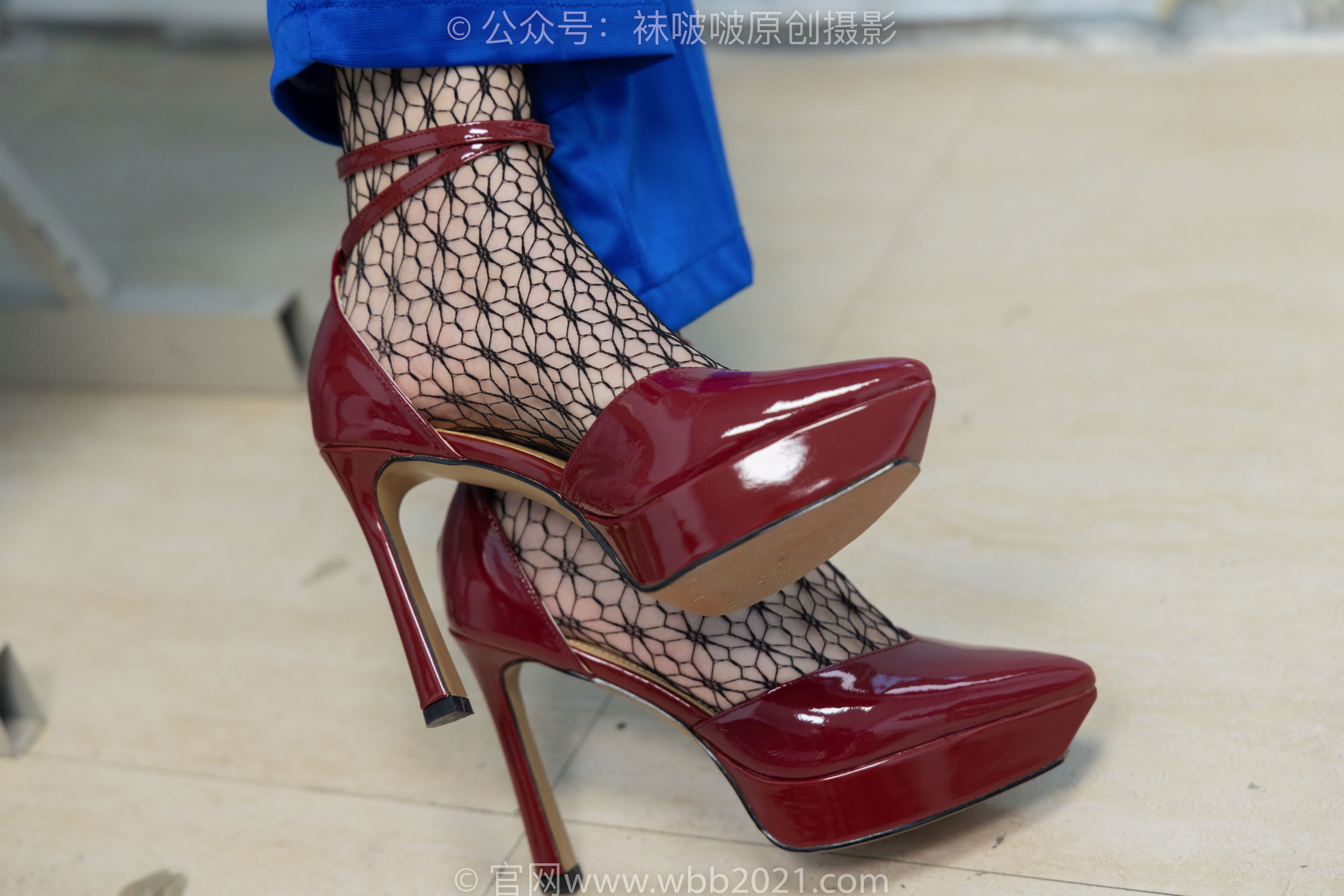BoBoSocks袜啵啵 No.375 小甜豆 -高跟鞋、黑色蕾丝网袜、校服裤里丝