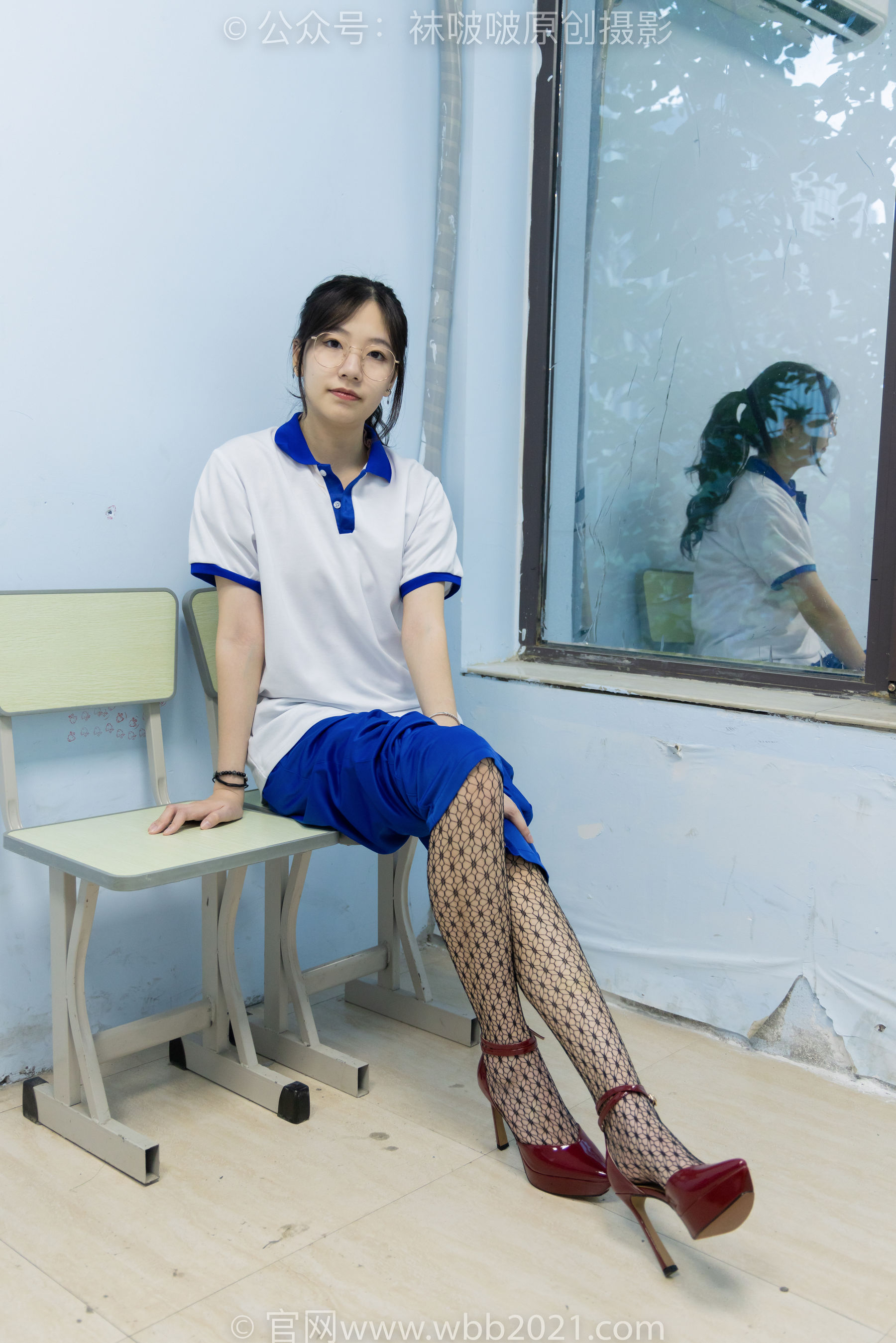 BoBoSocks袜啵啵 No.375 小甜豆 -高跟鞋、黑色蕾丝网袜、校服裤里丝