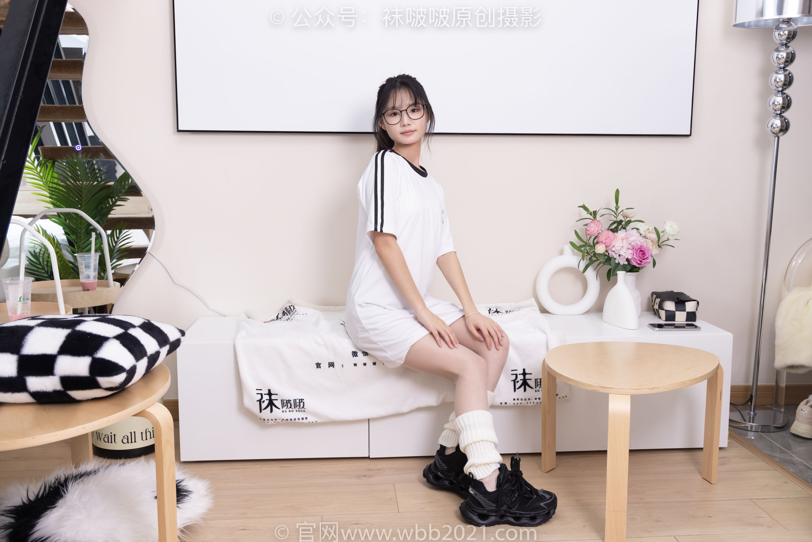 BoBoSocks袜啵啵 No.376 甜甜圈 -运动鞋、堆堆袜套、白丝