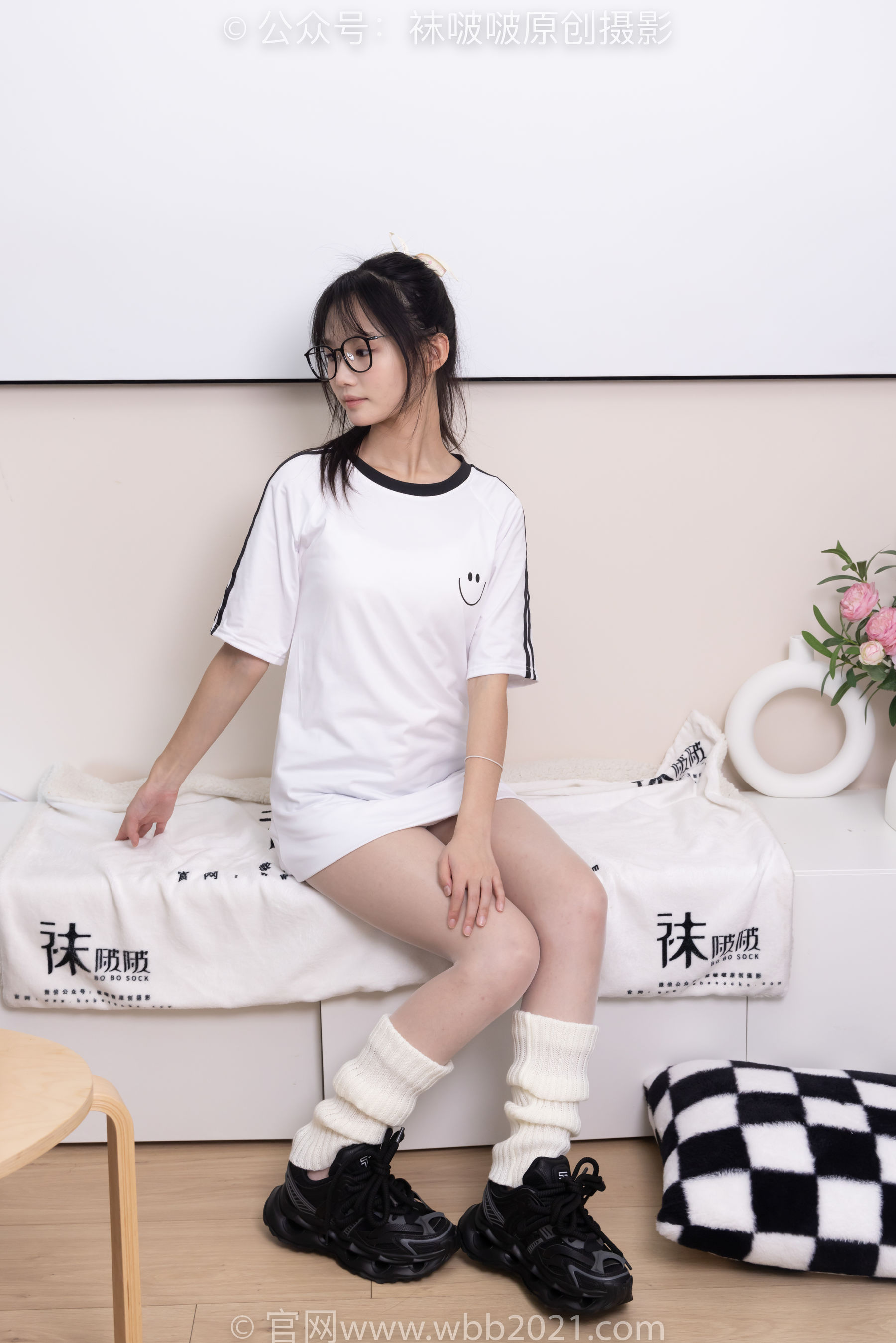 BoBoSocks袜啵啵 No.376 甜甜圈 -运动鞋、堆堆袜套、白丝