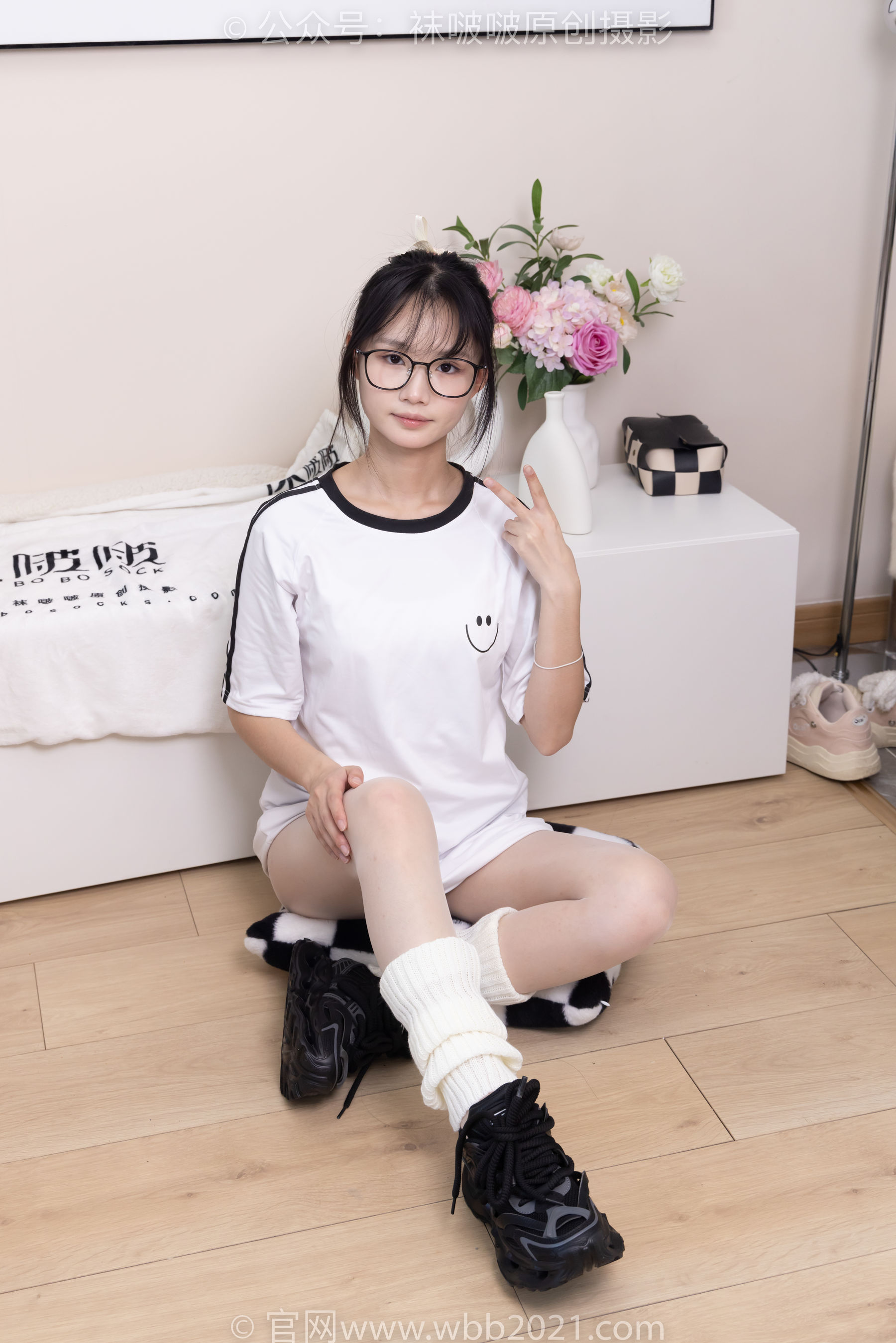BoBoSocks袜啵啵 No.376 甜甜圈 -运动鞋、堆堆袜套、白丝