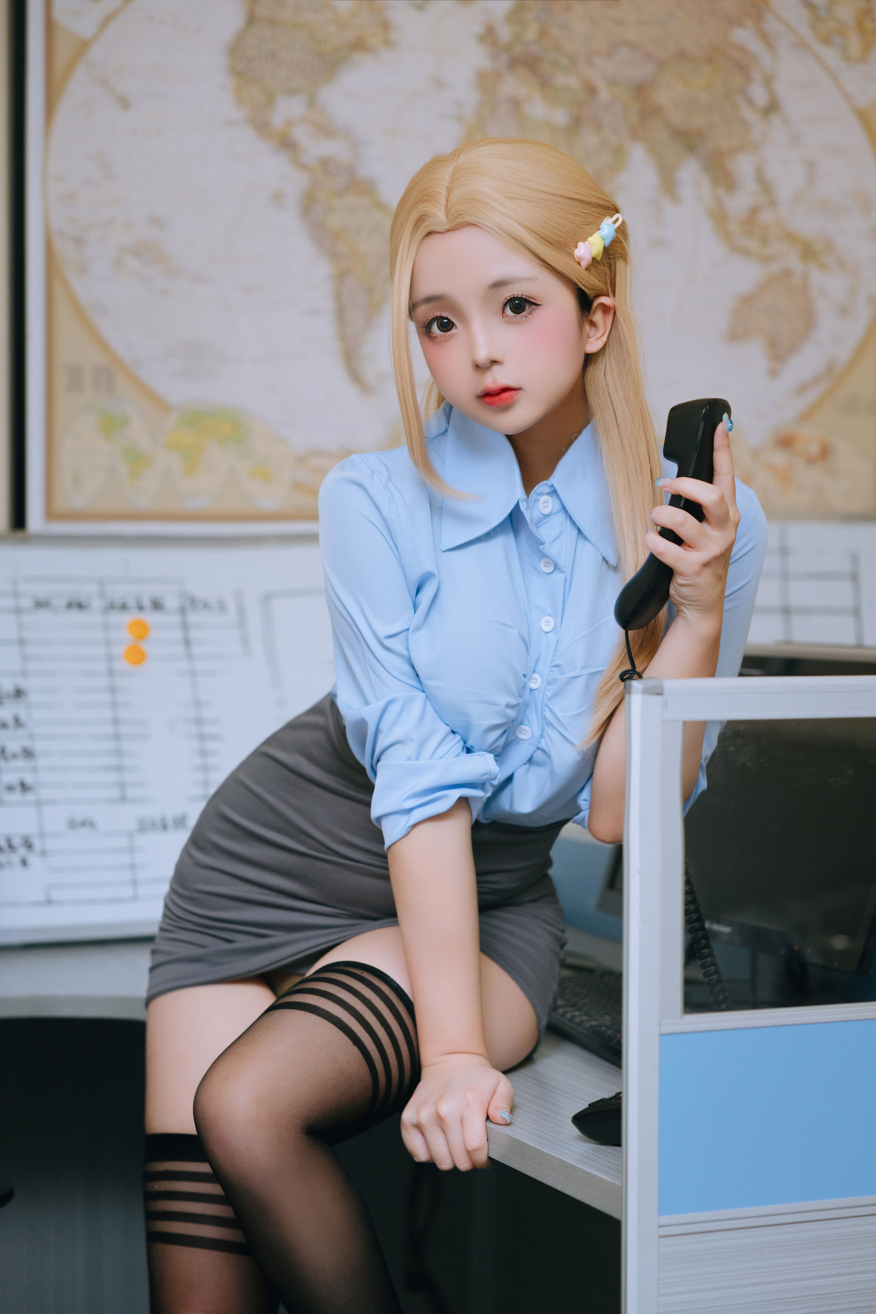 Cosplay 日奈娇 - 办公室