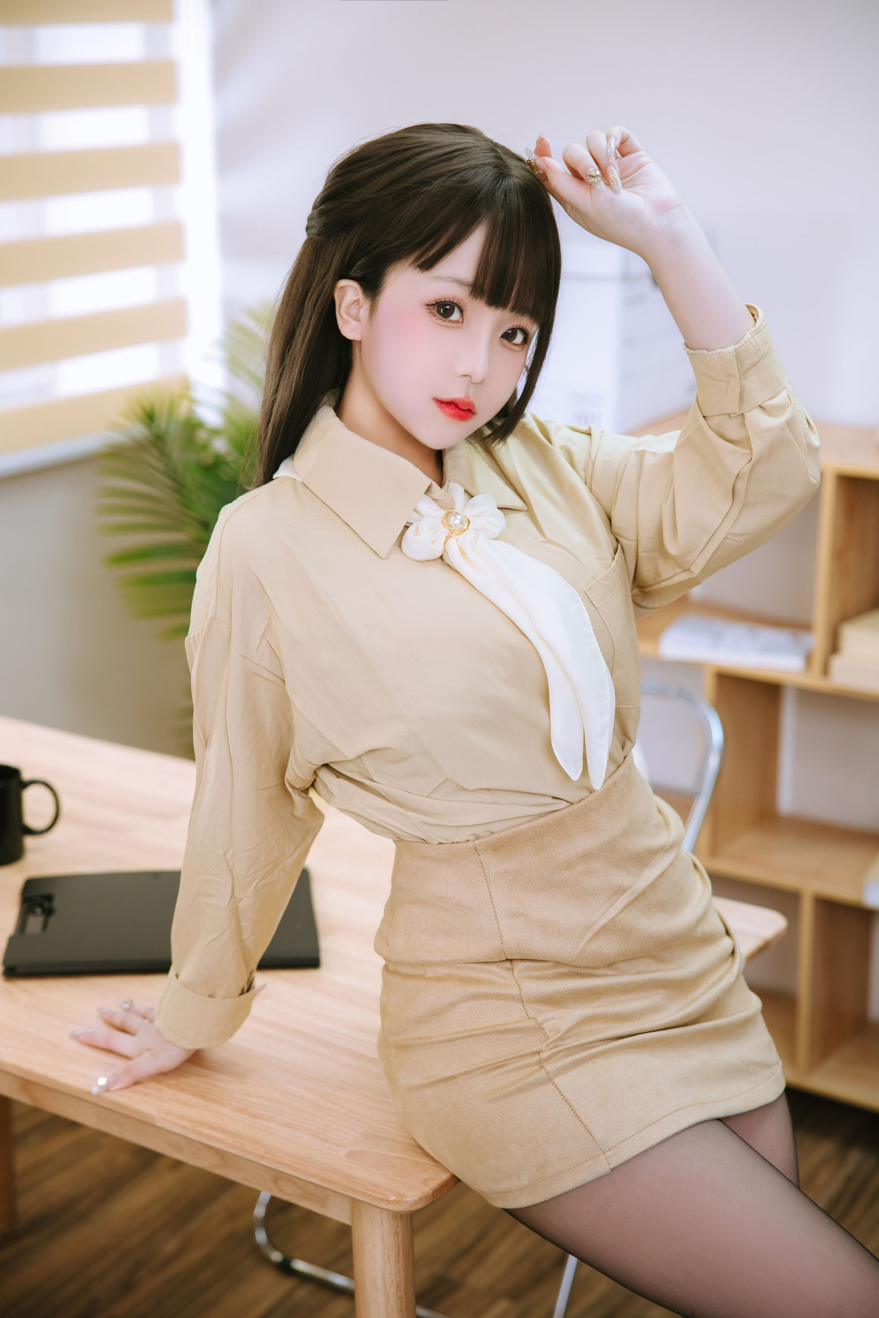 Cosplay 日奈娇 - 秘书