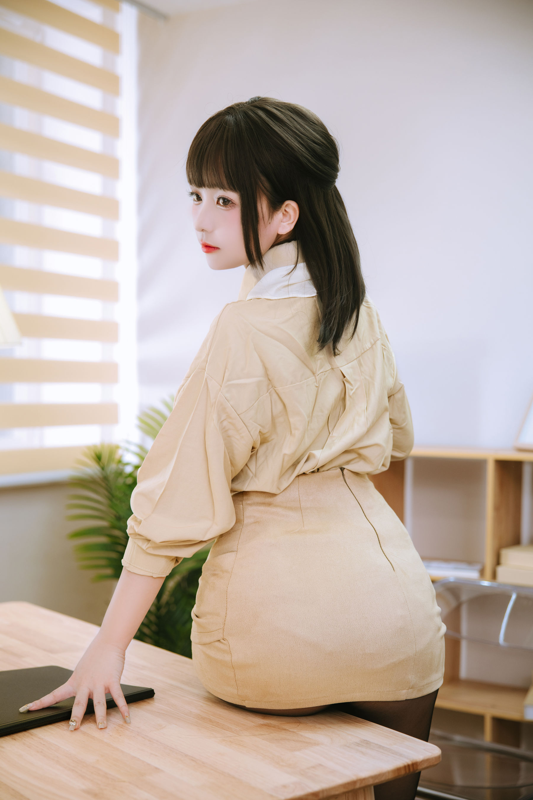 Cosplay 日奈娇 - 秘书