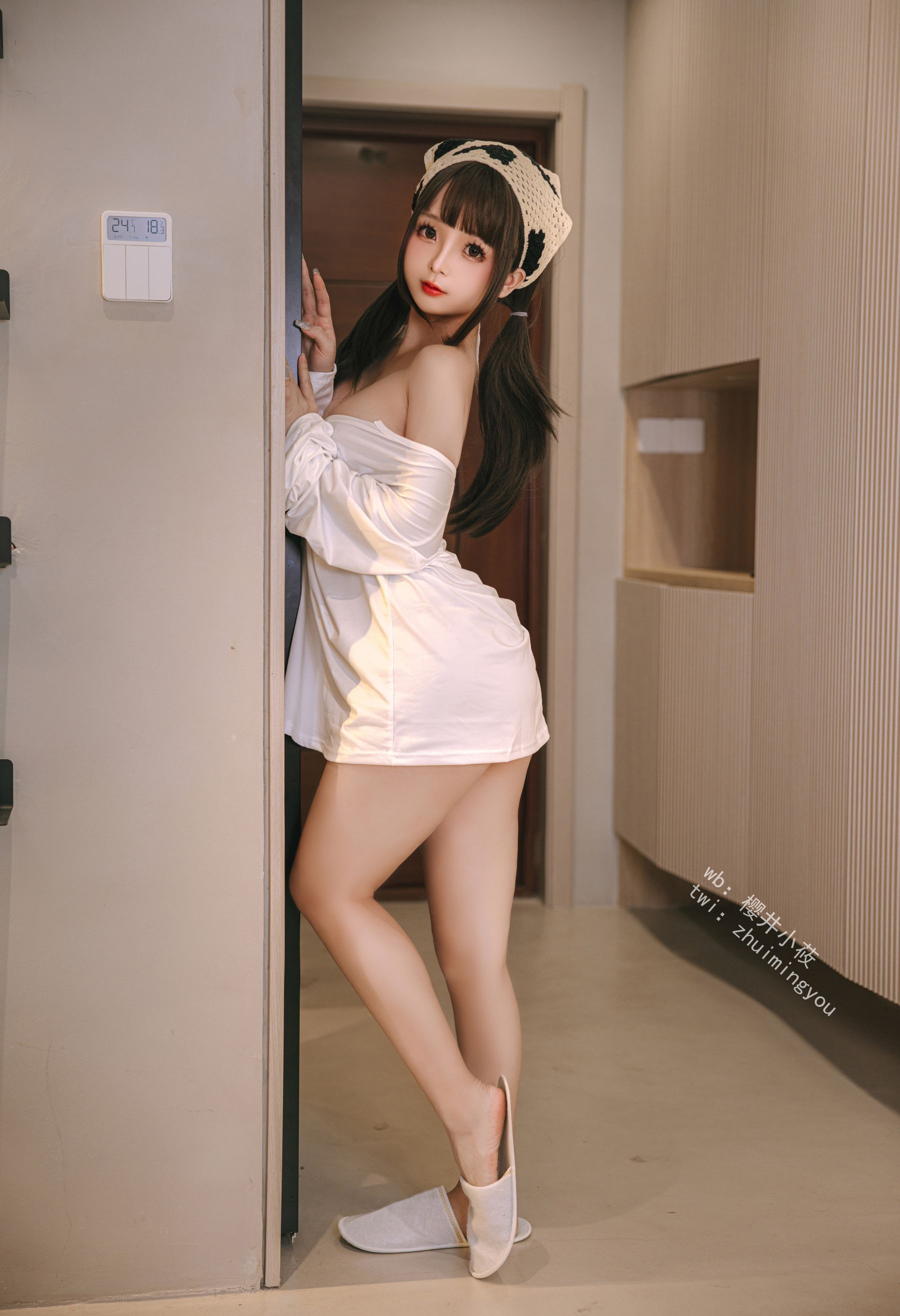 Cosplay 日奈娇 - 维修工