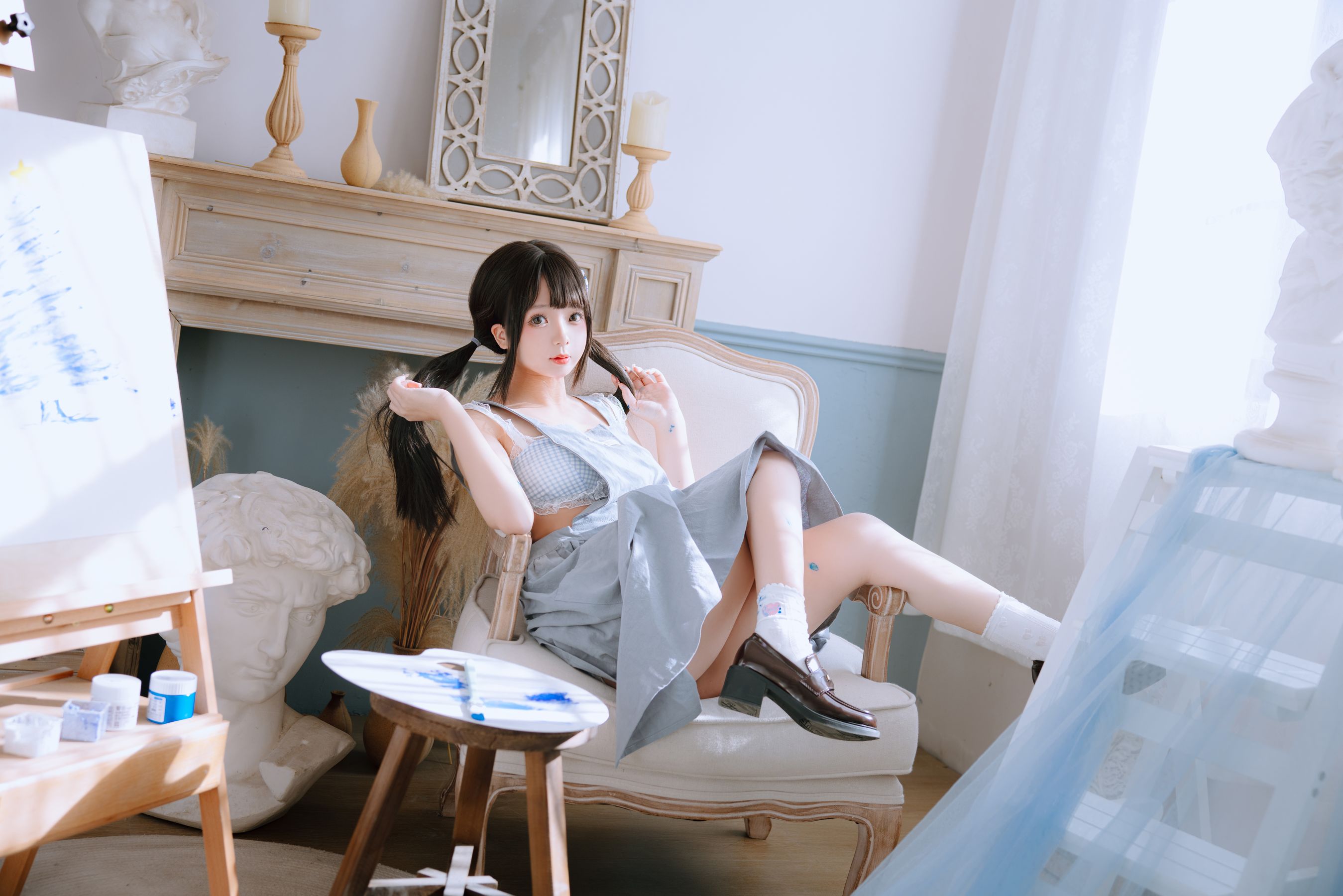 Cosplay 日奈娇 - 美术生