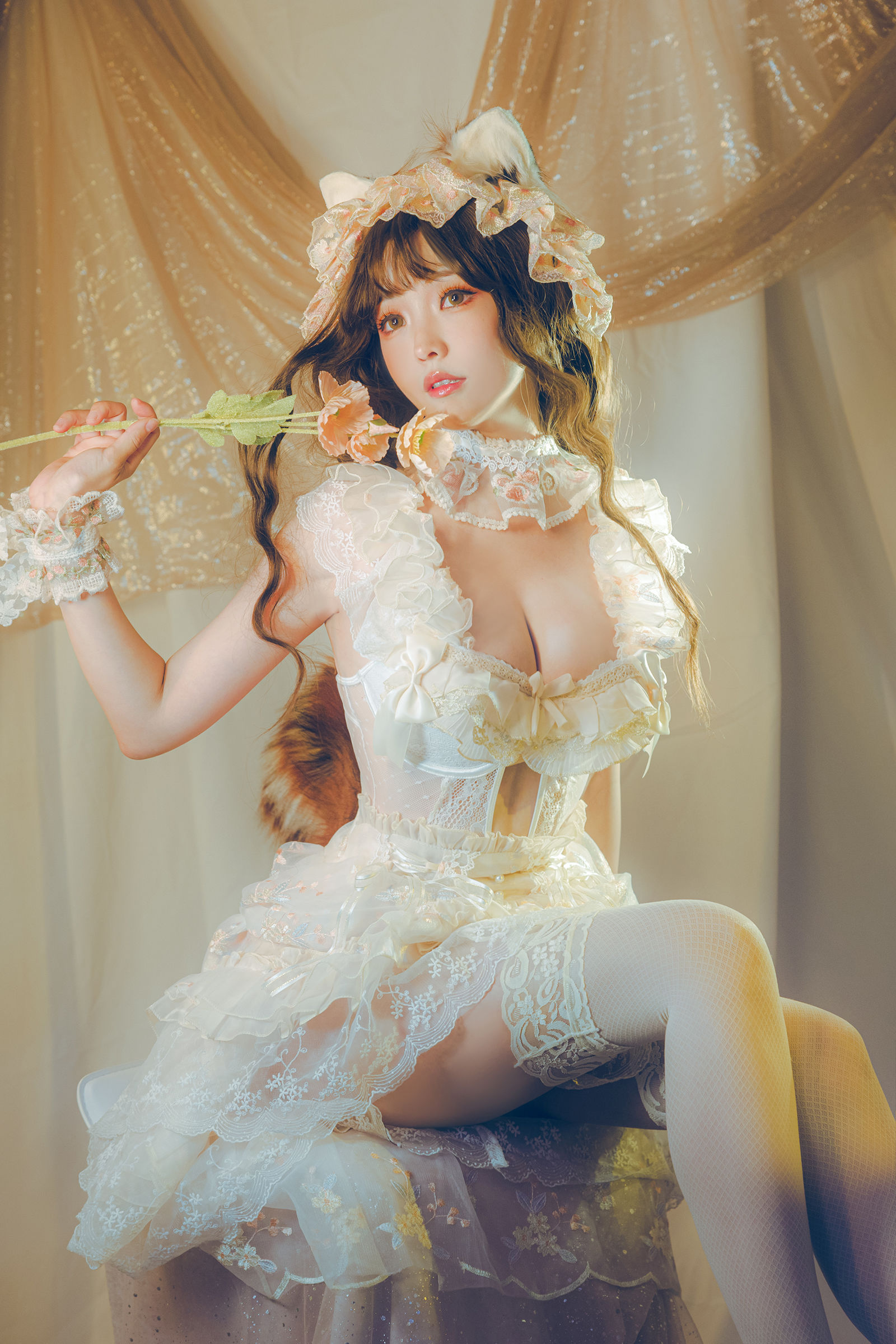 Ely_eee (ElyEE子) - Red panda~Lingerie 小熊貓古典蕾絲