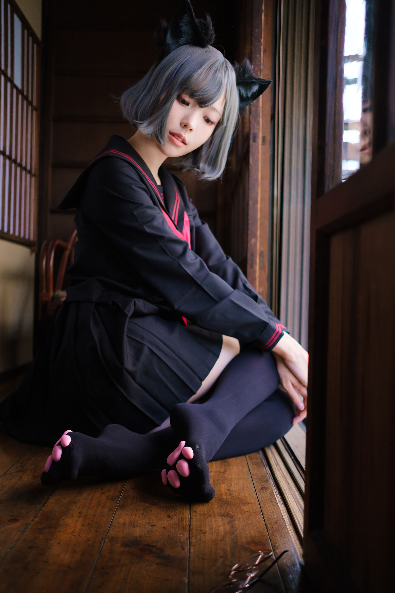 Ely_eee (ElyEE子) - Veranda Black Cat緣廊黑貓