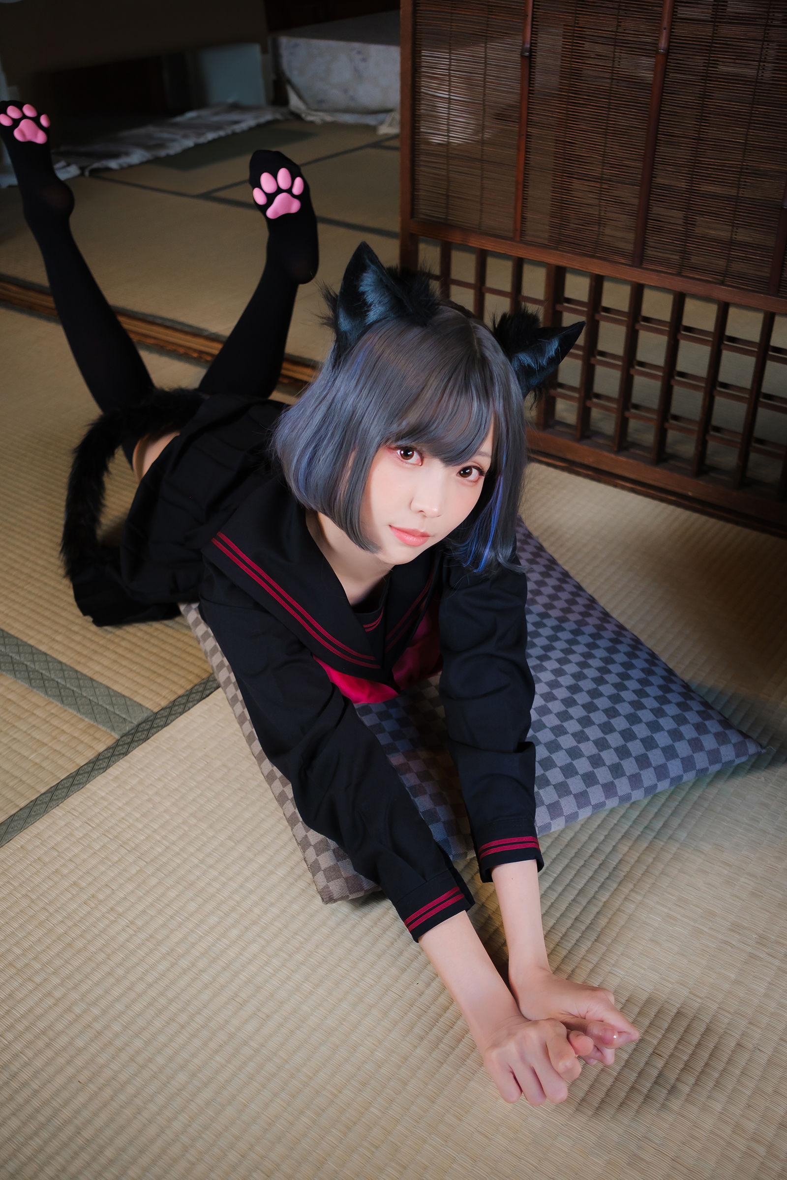 Ely_eee (ElyEE子) - Veranda Black Cat緣廊黑貓