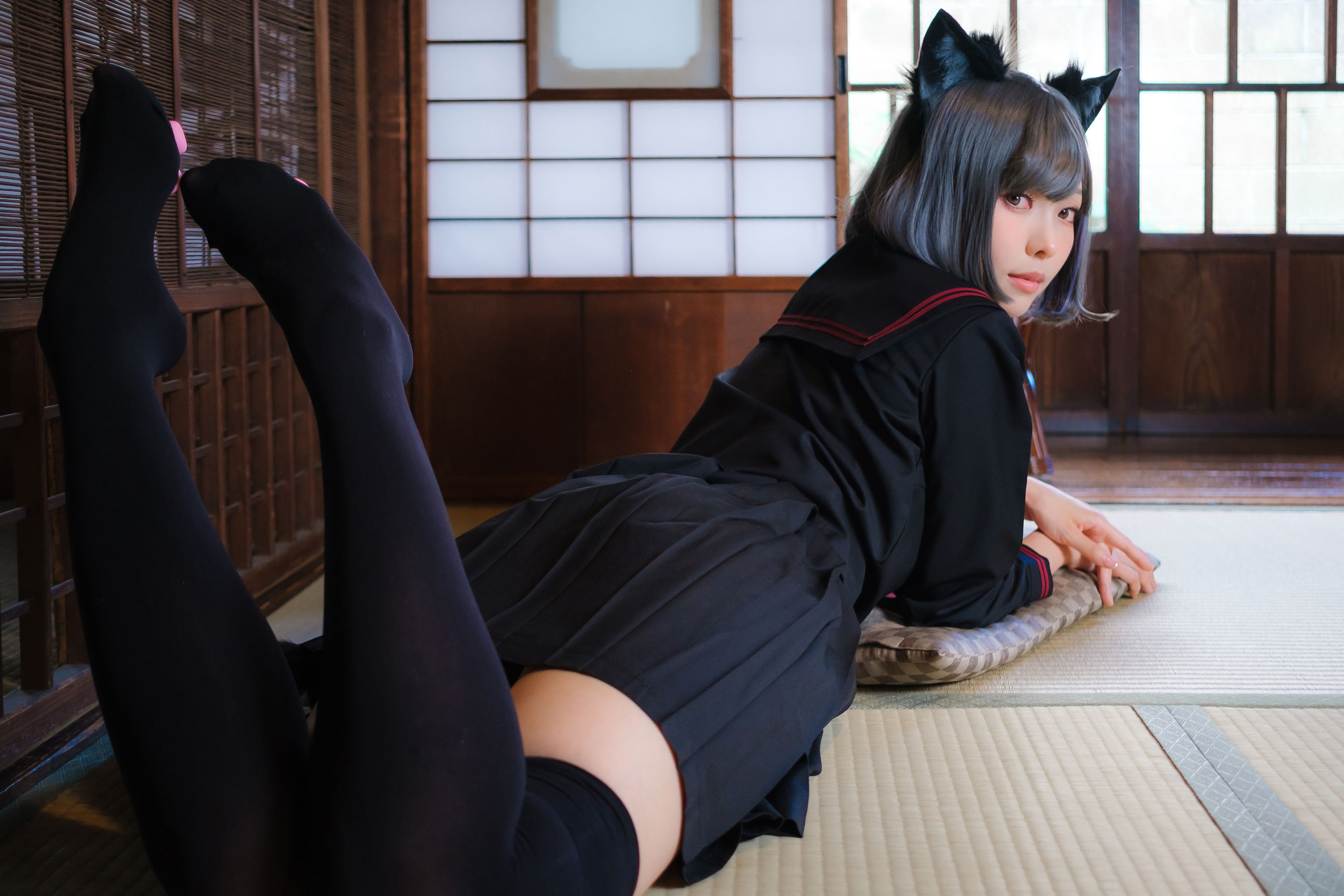 Ely_eee (ElyEE子) - Veranda Black Cat緣廊黑貓