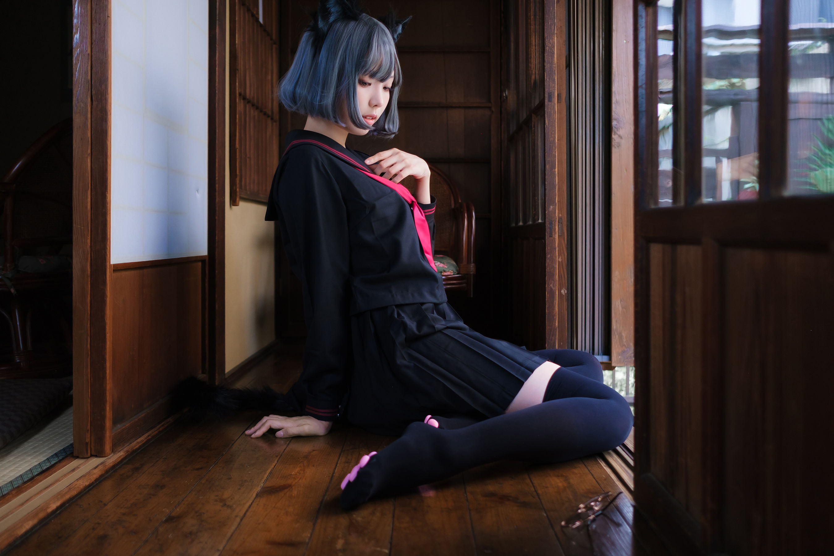 Ely_eee (ElyEE子) - Veranda Black Cat緣廊黑貓