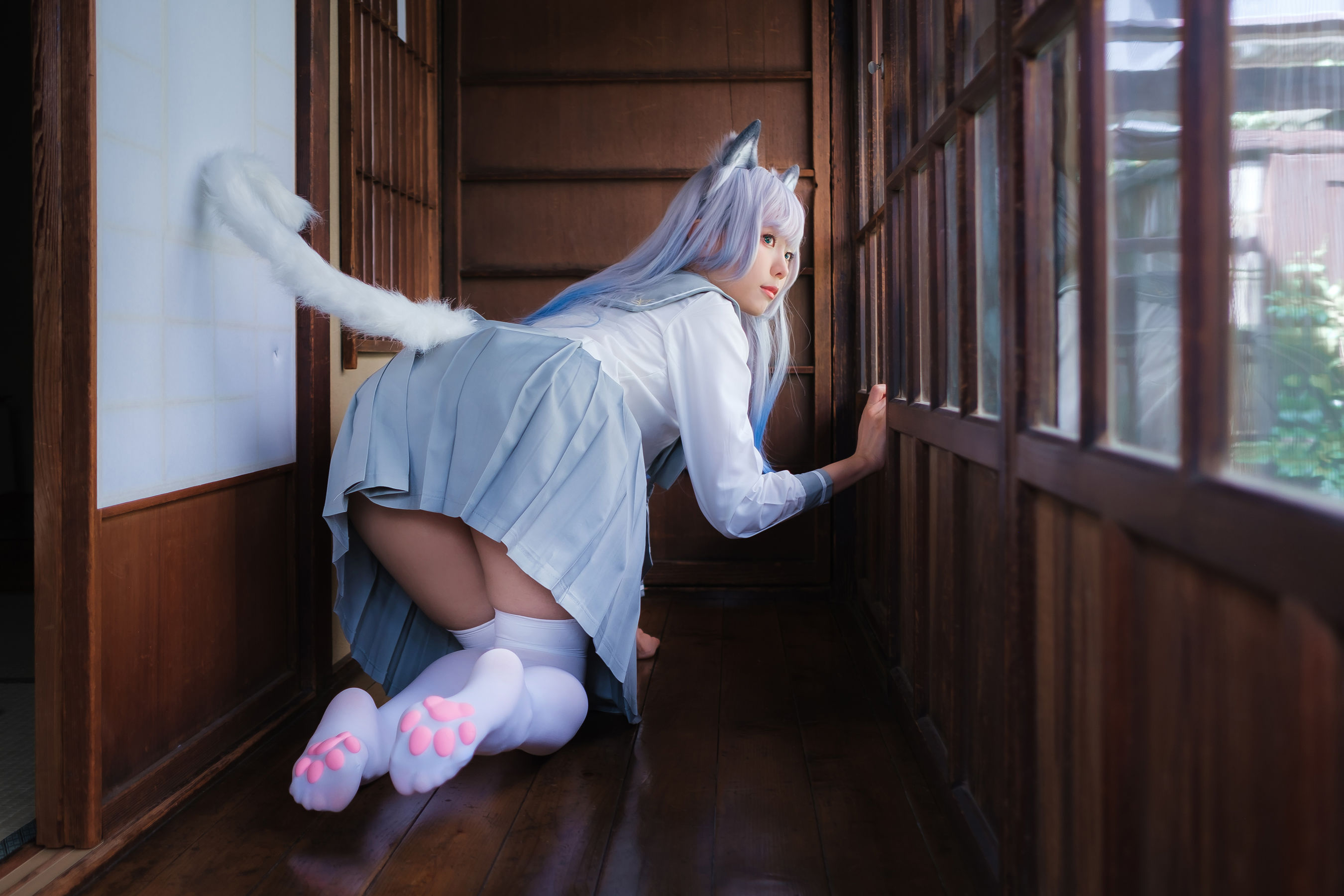 Ely_eee (ElyEE子) - Veranda White Cat緣廊白貓