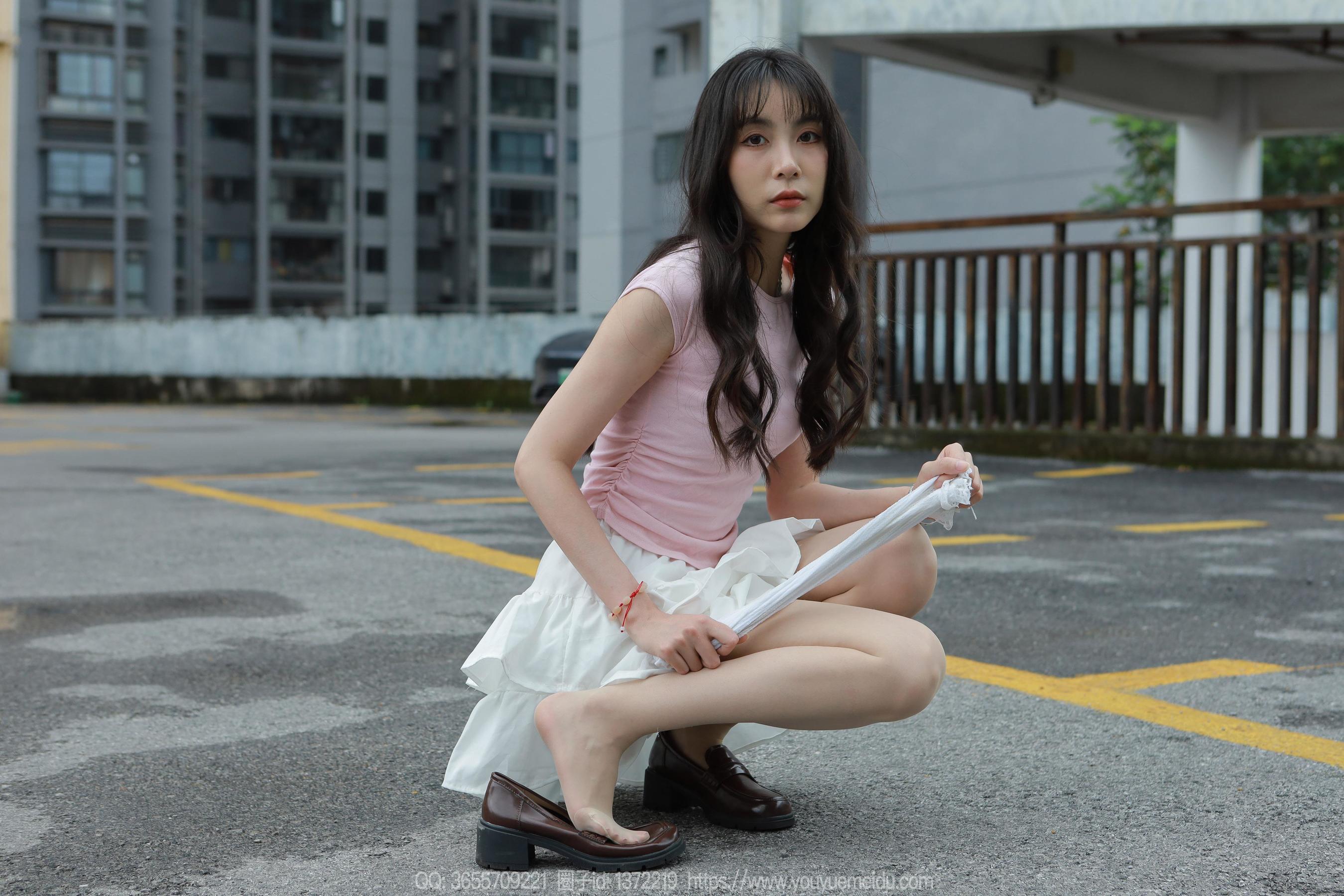 IESS异思趣向 - 模特： 团团 《双重保险》