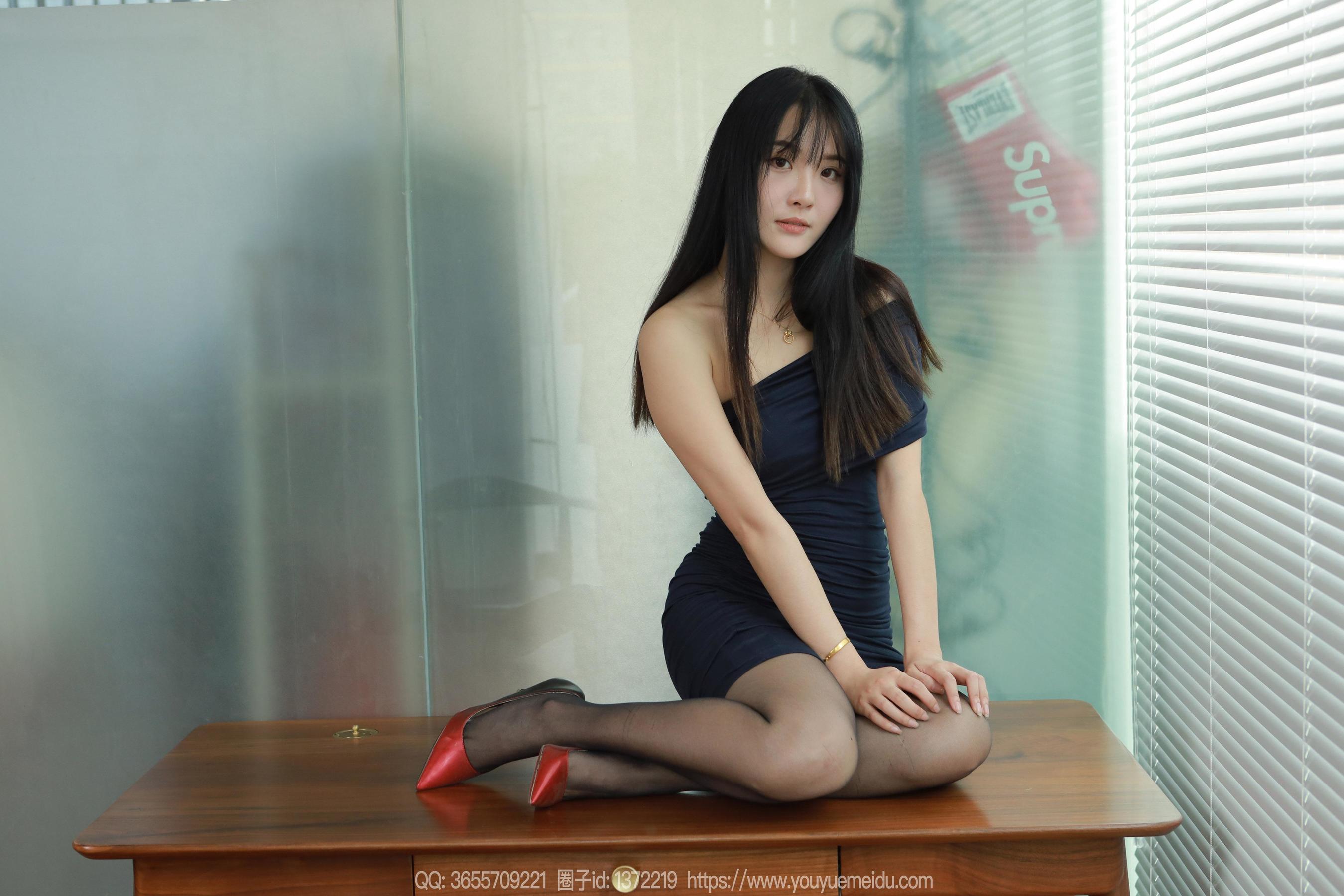 IESS异思趣向 - 模特： 婉萍 《紫色俏佳人》