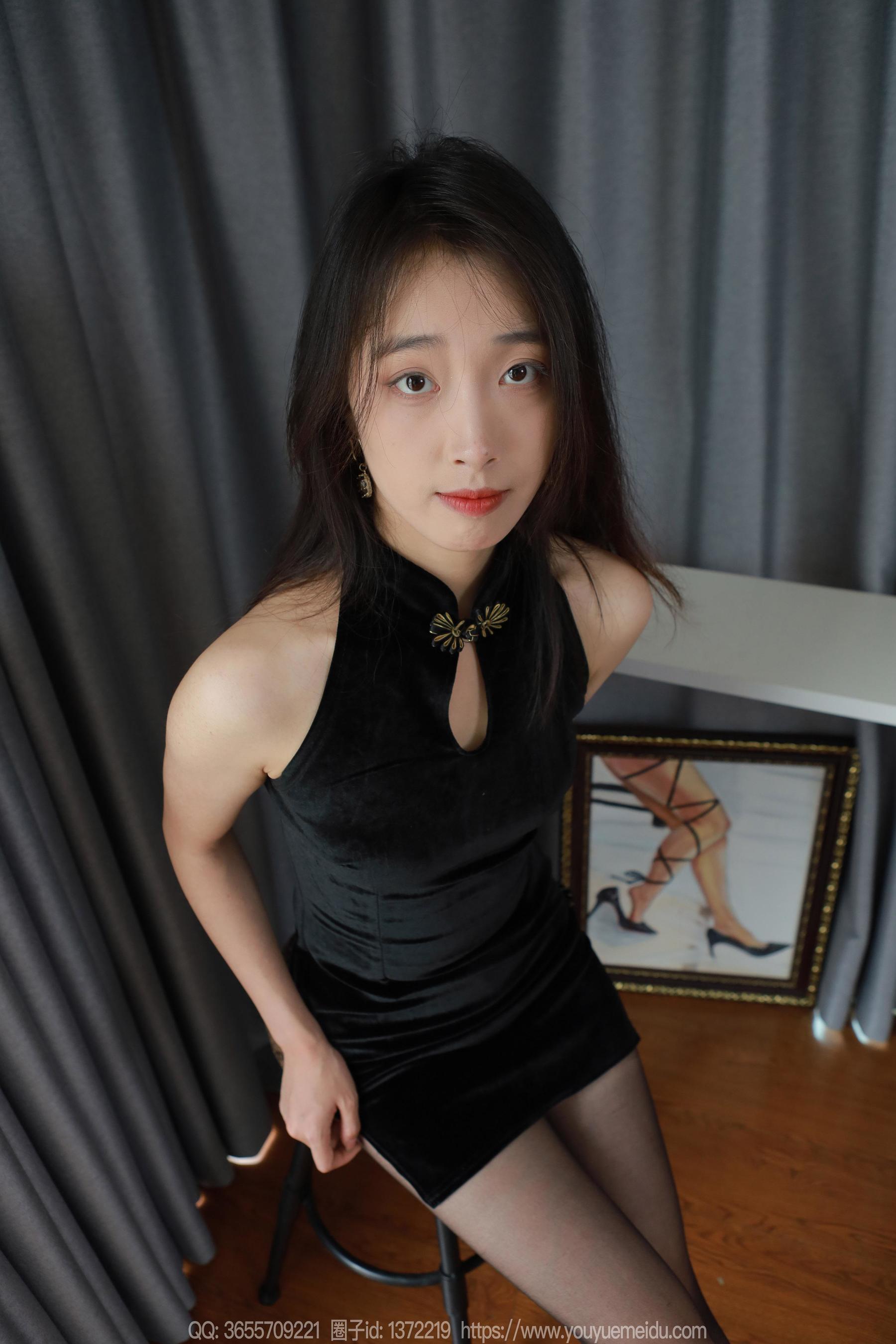 IESS异思趣向 - 模特： 小九 《光脚丫子》