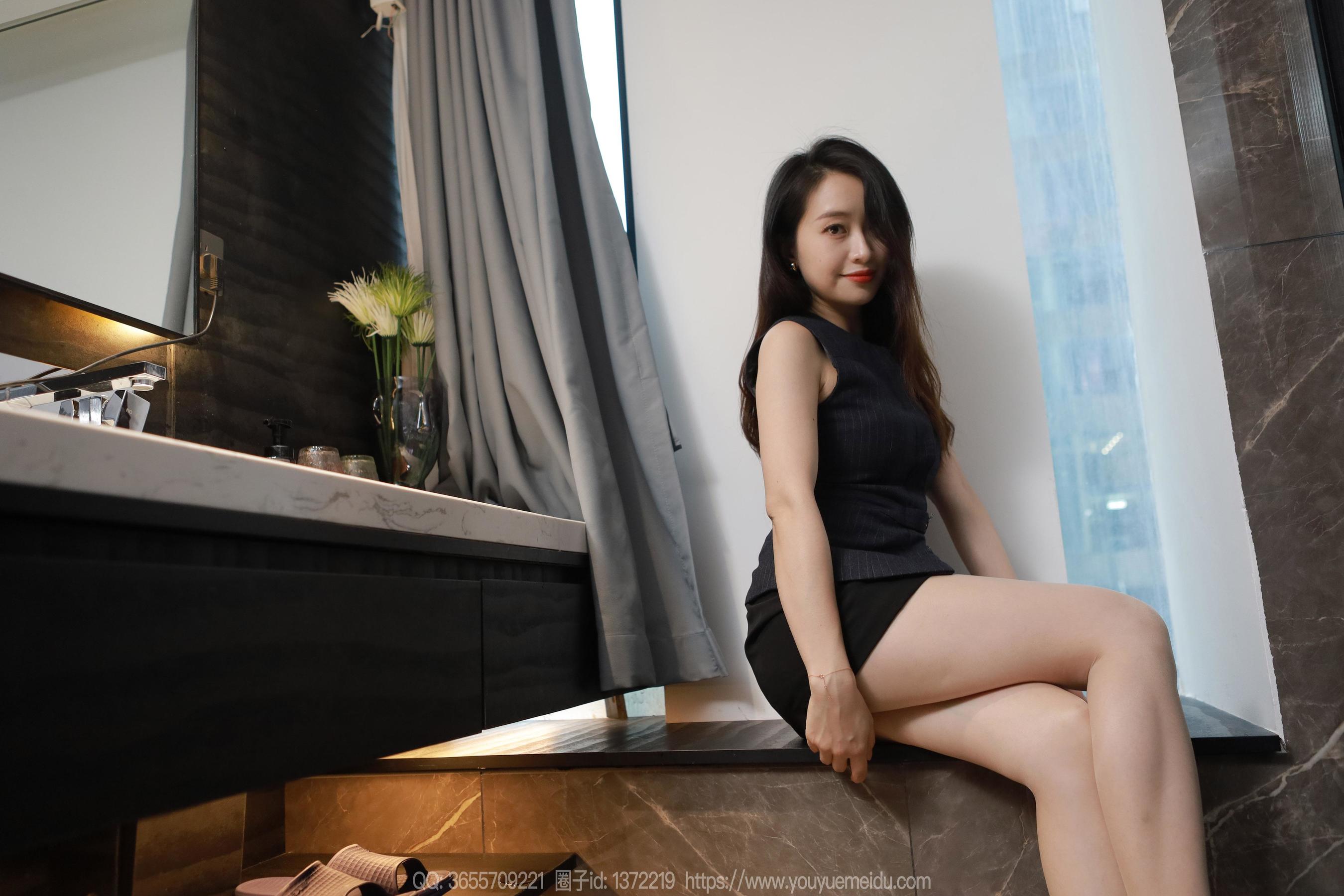 IESS异思趣向 - 模特： 小婕 《洗手间的故事》